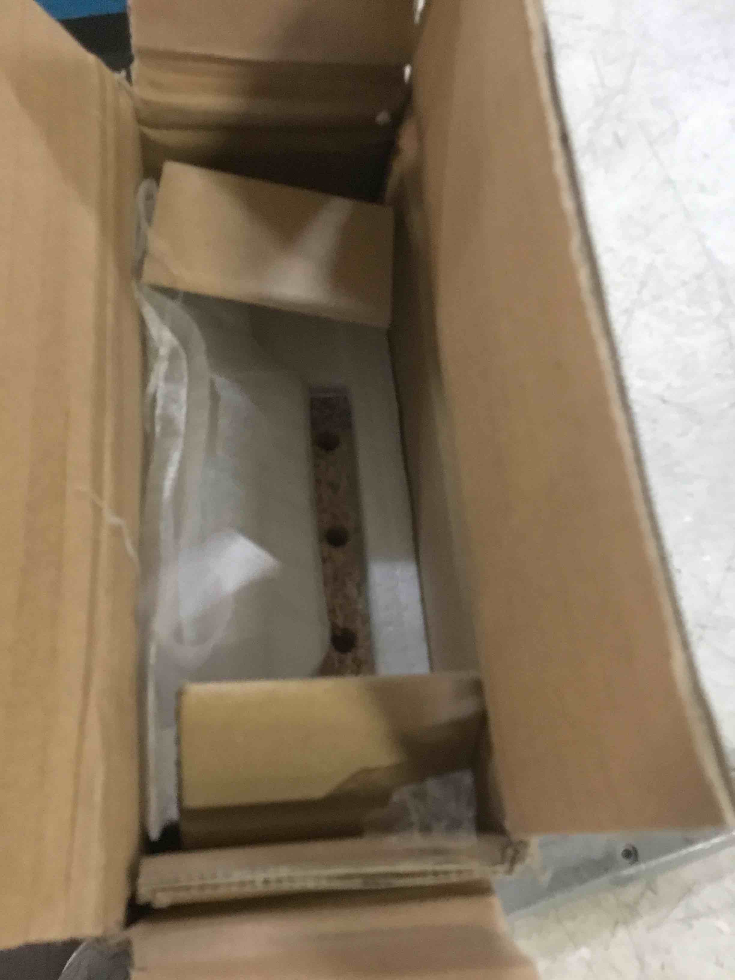 https://s3.amazonaws.com/lotting-images-prod/bidfta/ORG5296620_1689608175623.jpeg