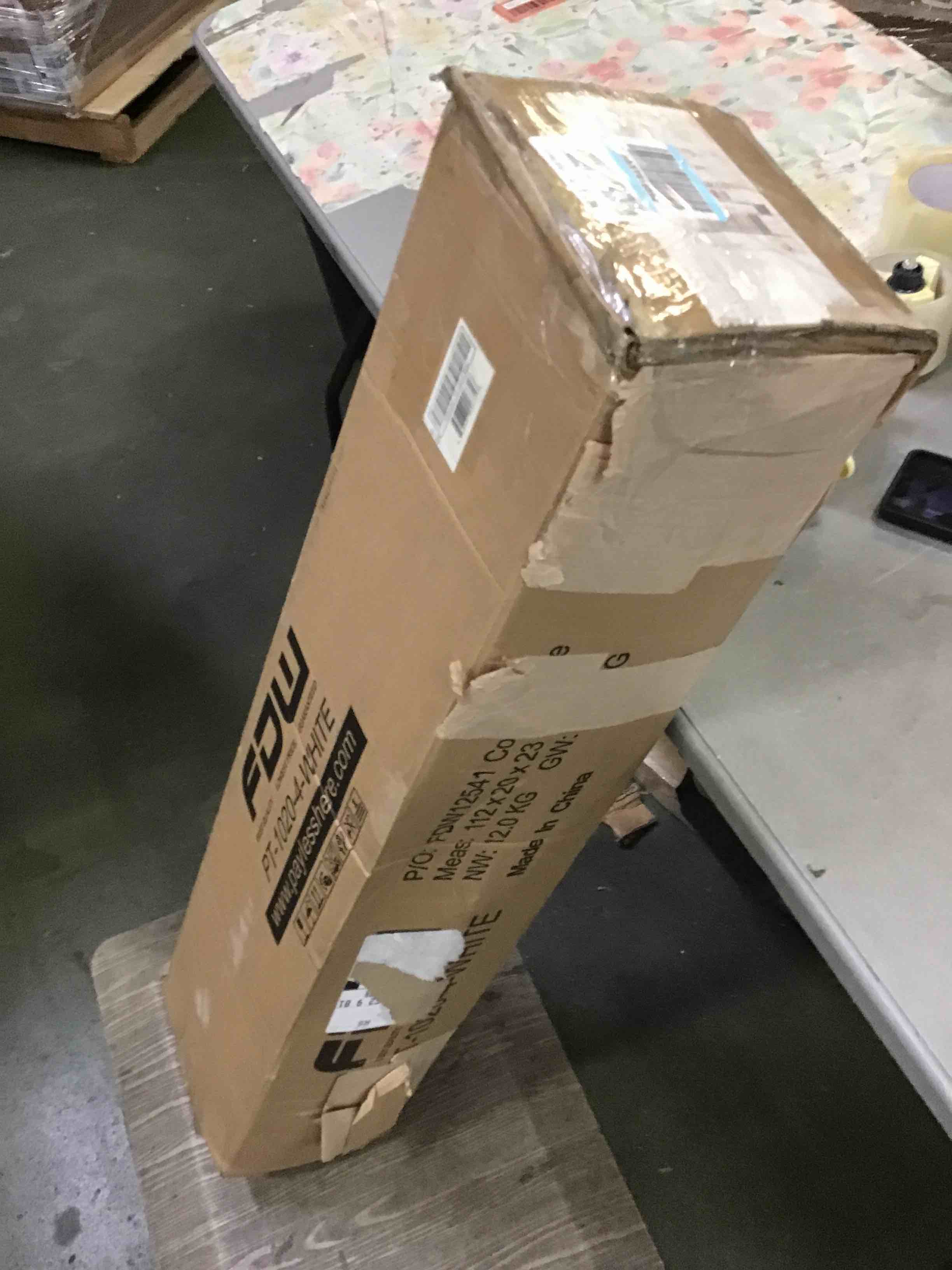 https://s3.amazonaws.com/lotting-images-prod/bidfta/ORG5297400_1690400816149.jpeg