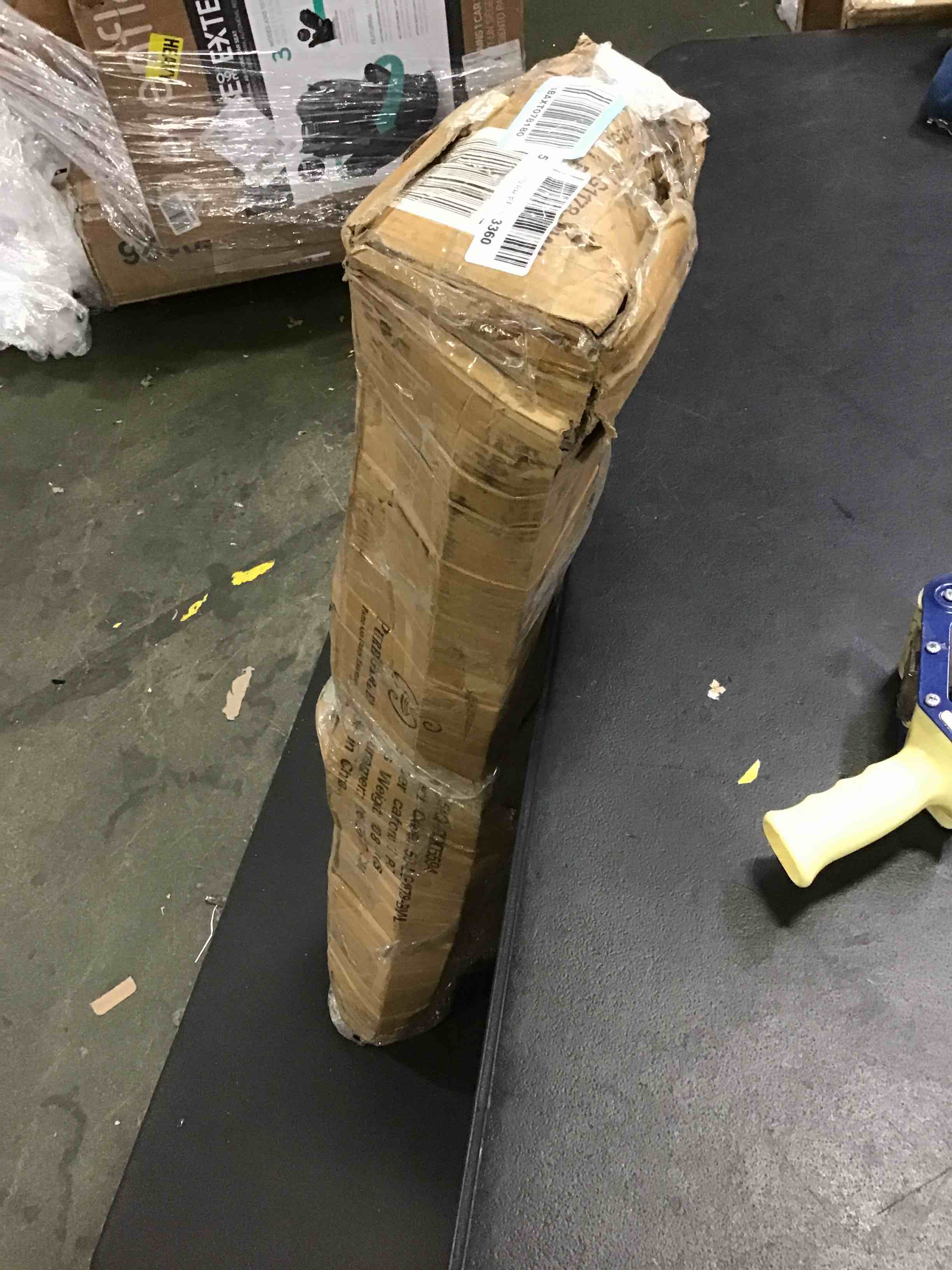 https://s3.amazonaws.com/lotting-images-prod/bidfta/ORG5297593_1690569946208.jpeg