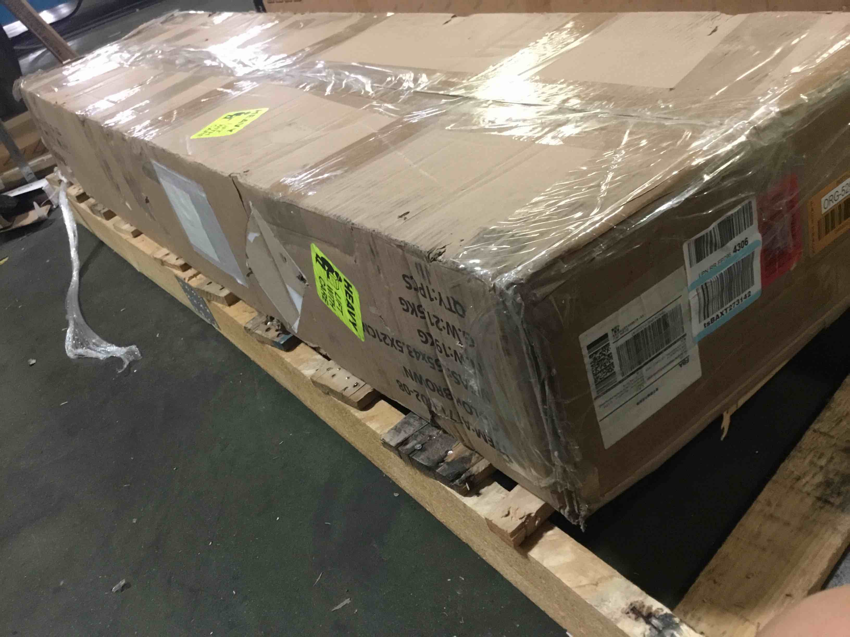 https://s3.amazonaws.com/lotting-images-prod/bidfta/ORG5298314_1691423657852.jpeg