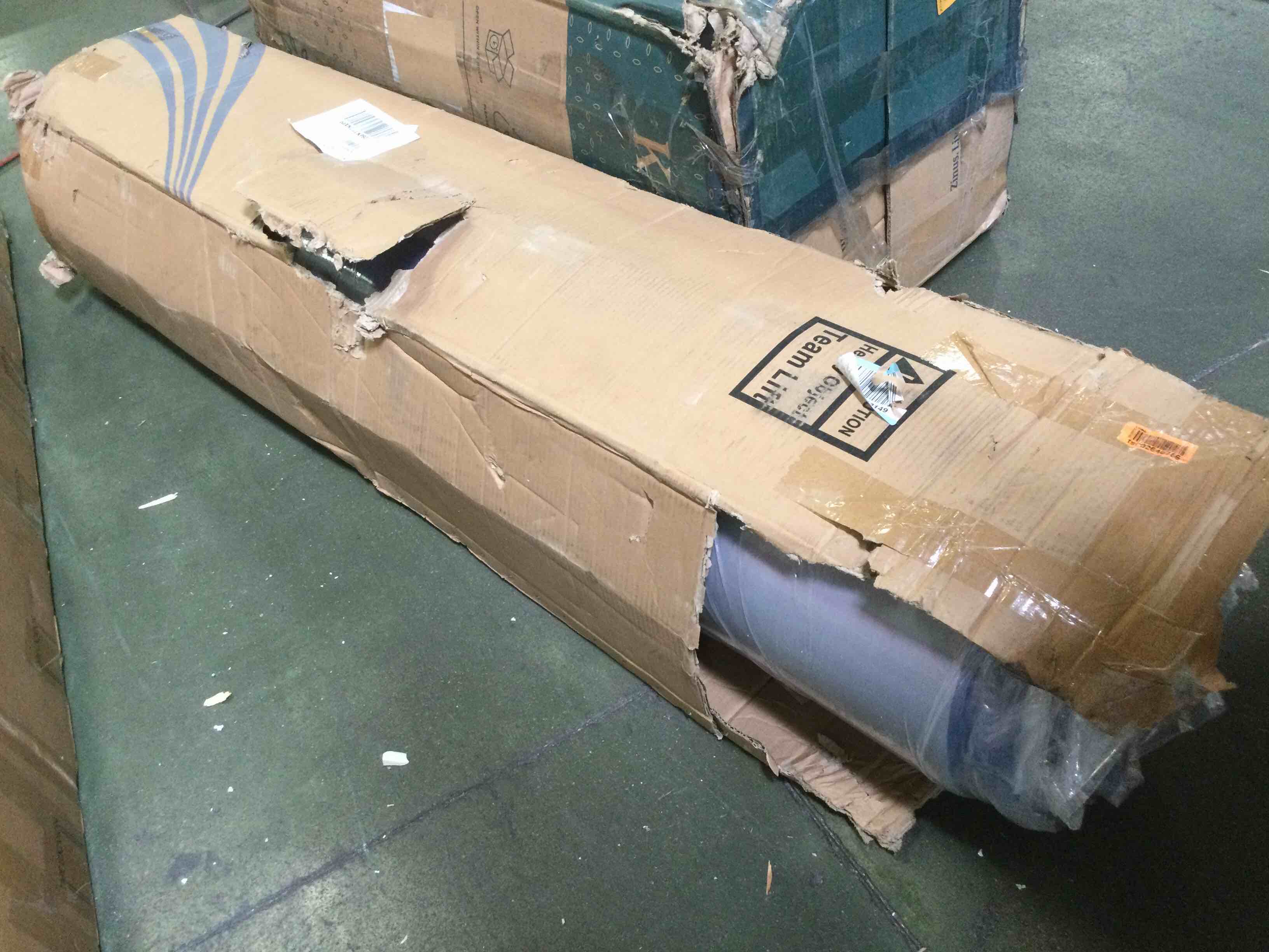 https://s3.amazonaws.com/lotting-images-prod/bidfta/ORG5303131_1693504877651.jpeg