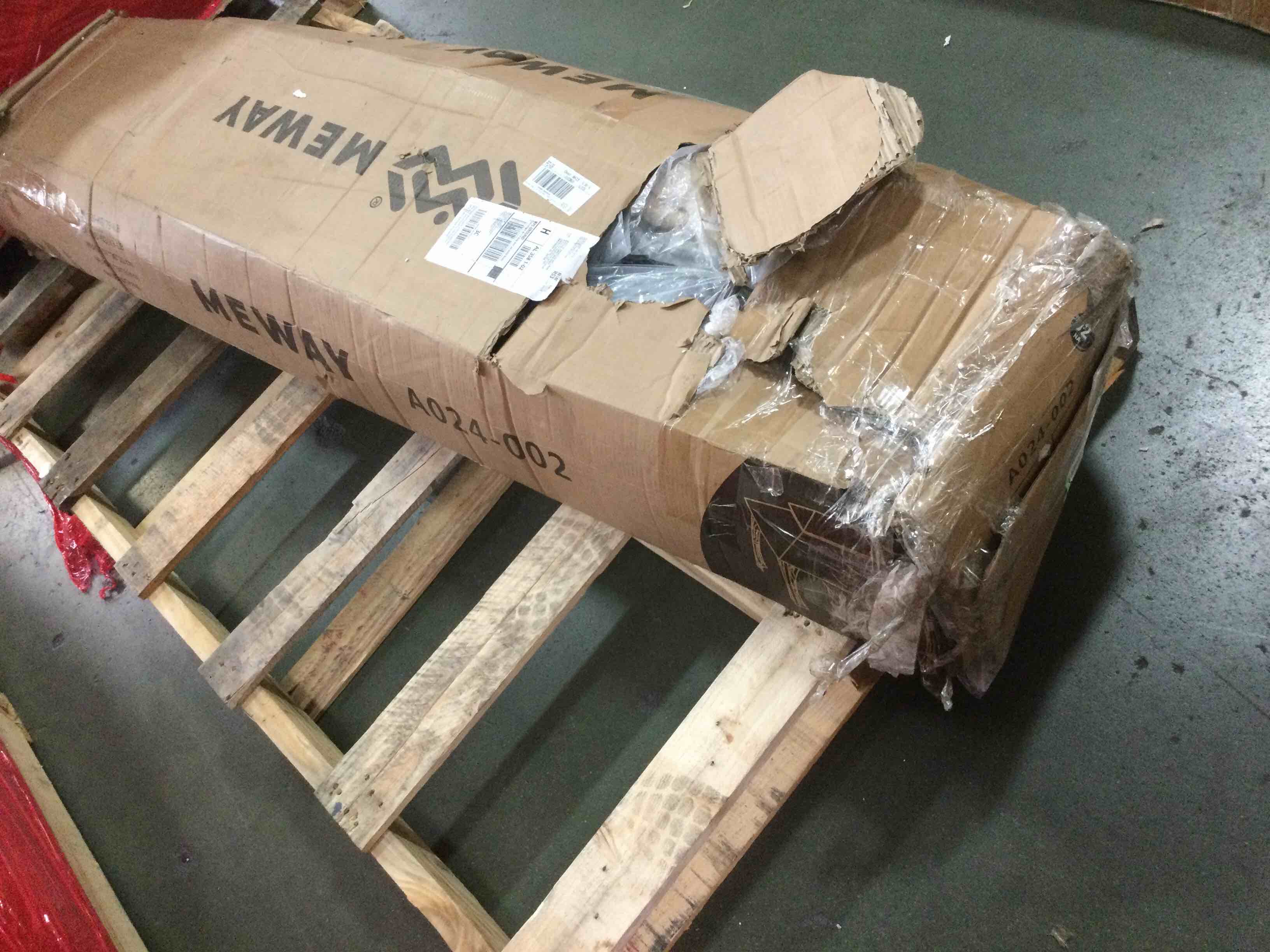 https://s3.amazonaws.com/lotting-images-prod/bidfta/ORG5303939_1694115587997.jpeg