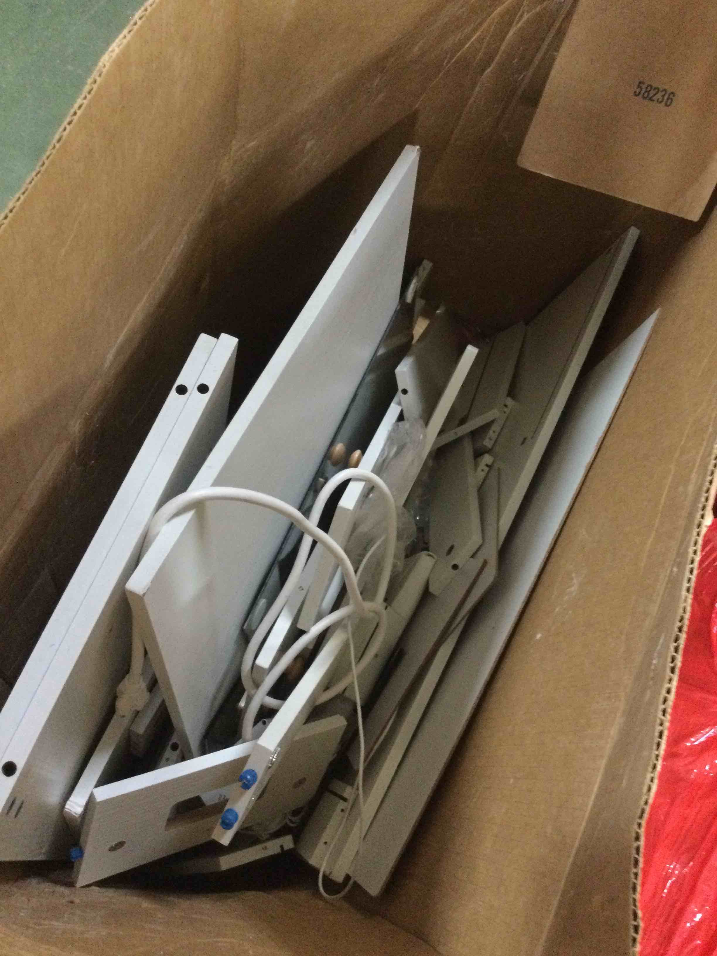 https://s3.amazonaws.com/lotting-images-prod/bidfta/ORG5303950_1694117731441.jpeg