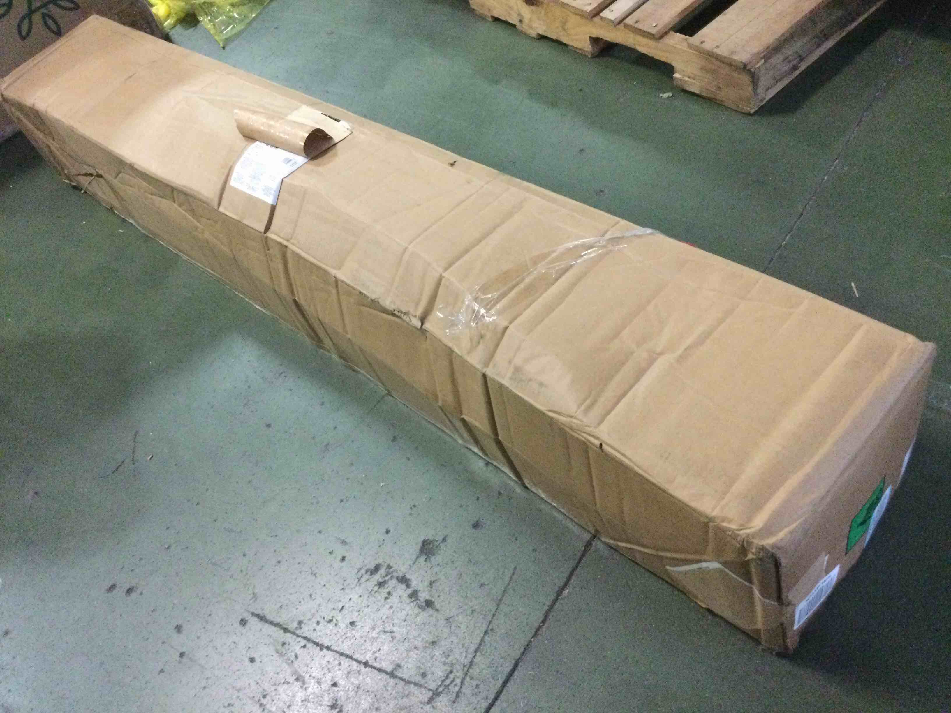 https://s3.amazonaws.com/lotting-images-prod/bidfta/ORG5303976_1694173394488.jpeg