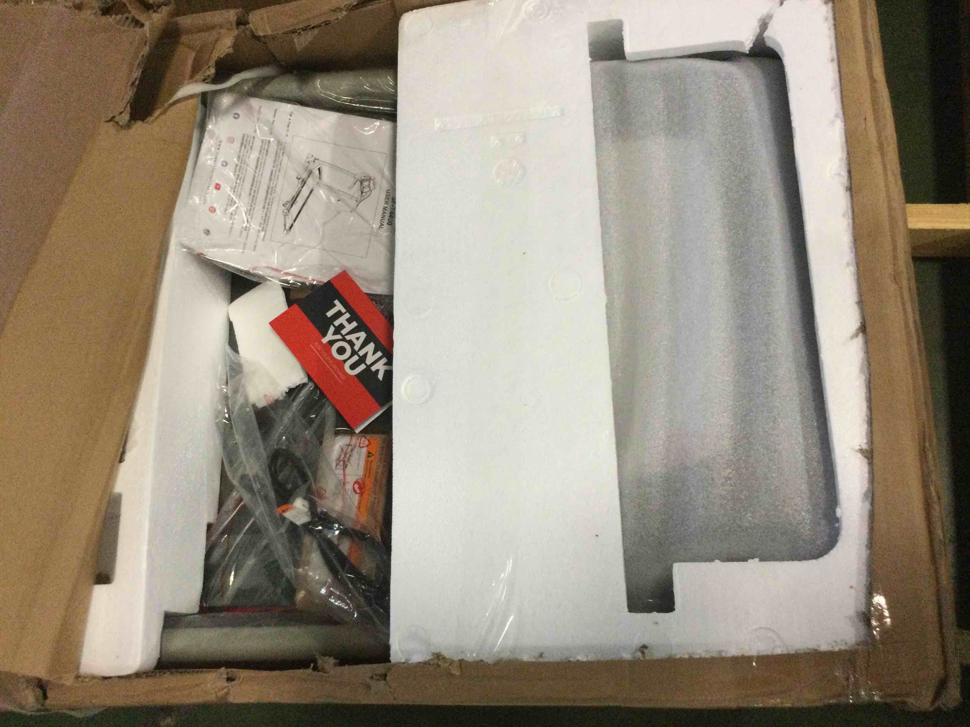https://s3.amazonaws.com/lotting-images-prod/bidfta/ORG5304280_1694344251877.jpeg