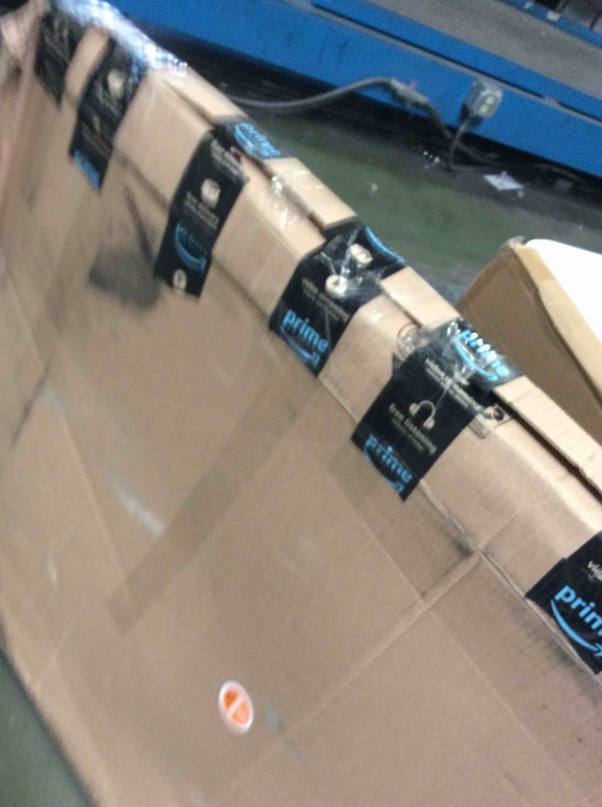 https://s3.amazonaws.com/lotting-images-prod/bidfta/ORG5304517_1690308695258.jpeg