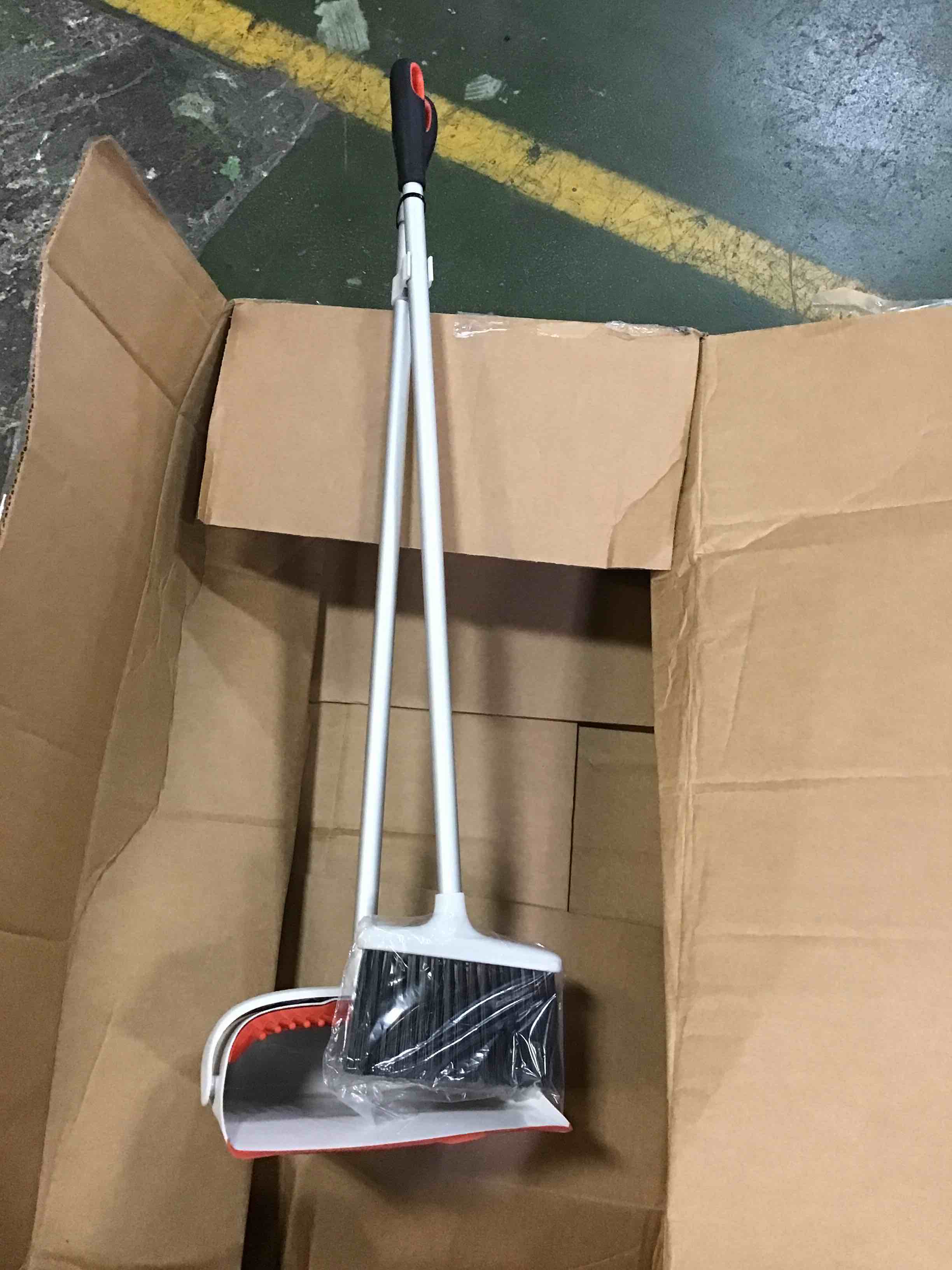 https://s3.amazonaws.com/lotting-images-prod/bidfta/ORG5305278_1691254582163.jpeg