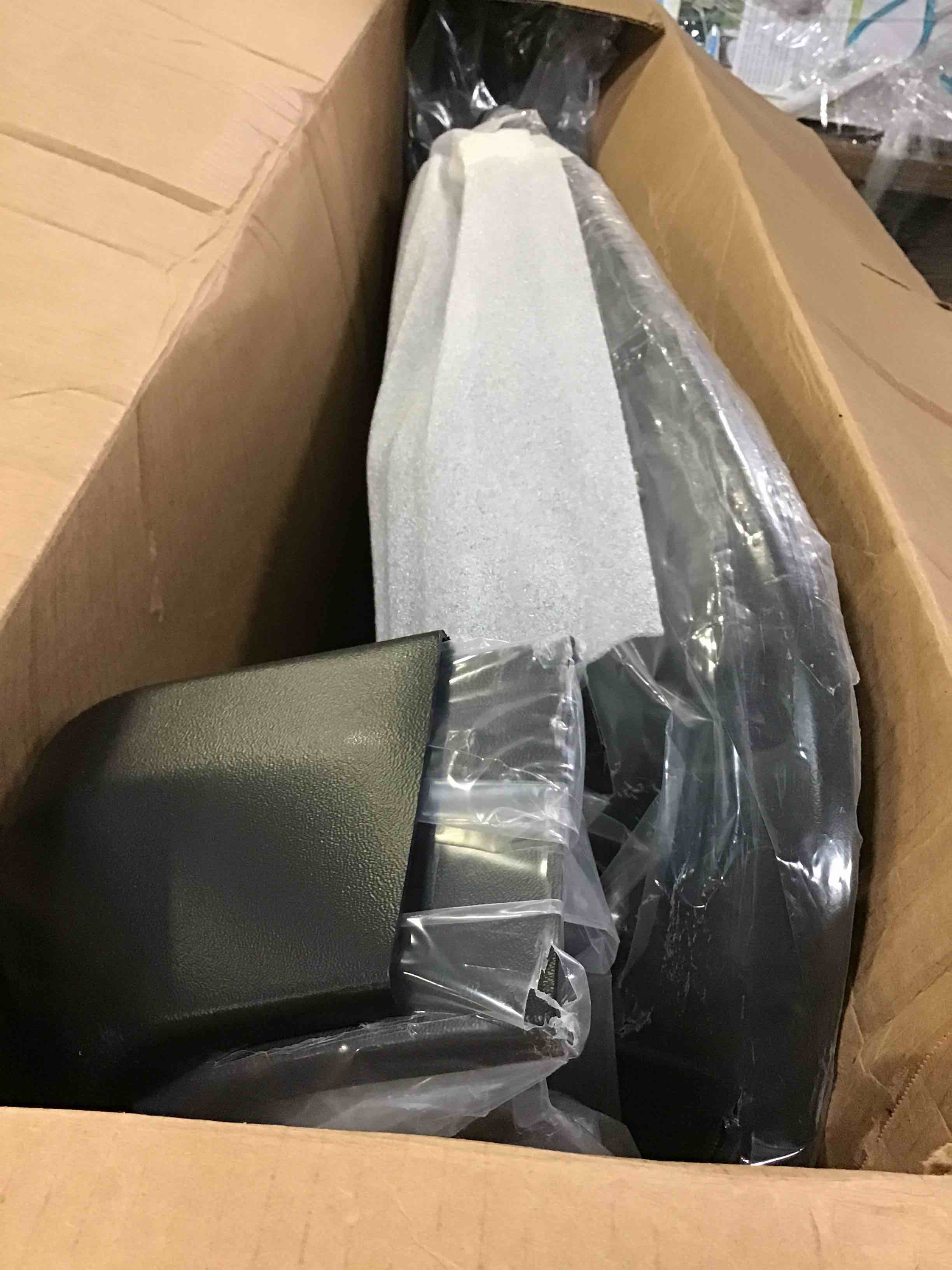 https://s3.amazonaws.com/lotting-images-prod/bidfta/ORG5306687_1690826577744.jpeg