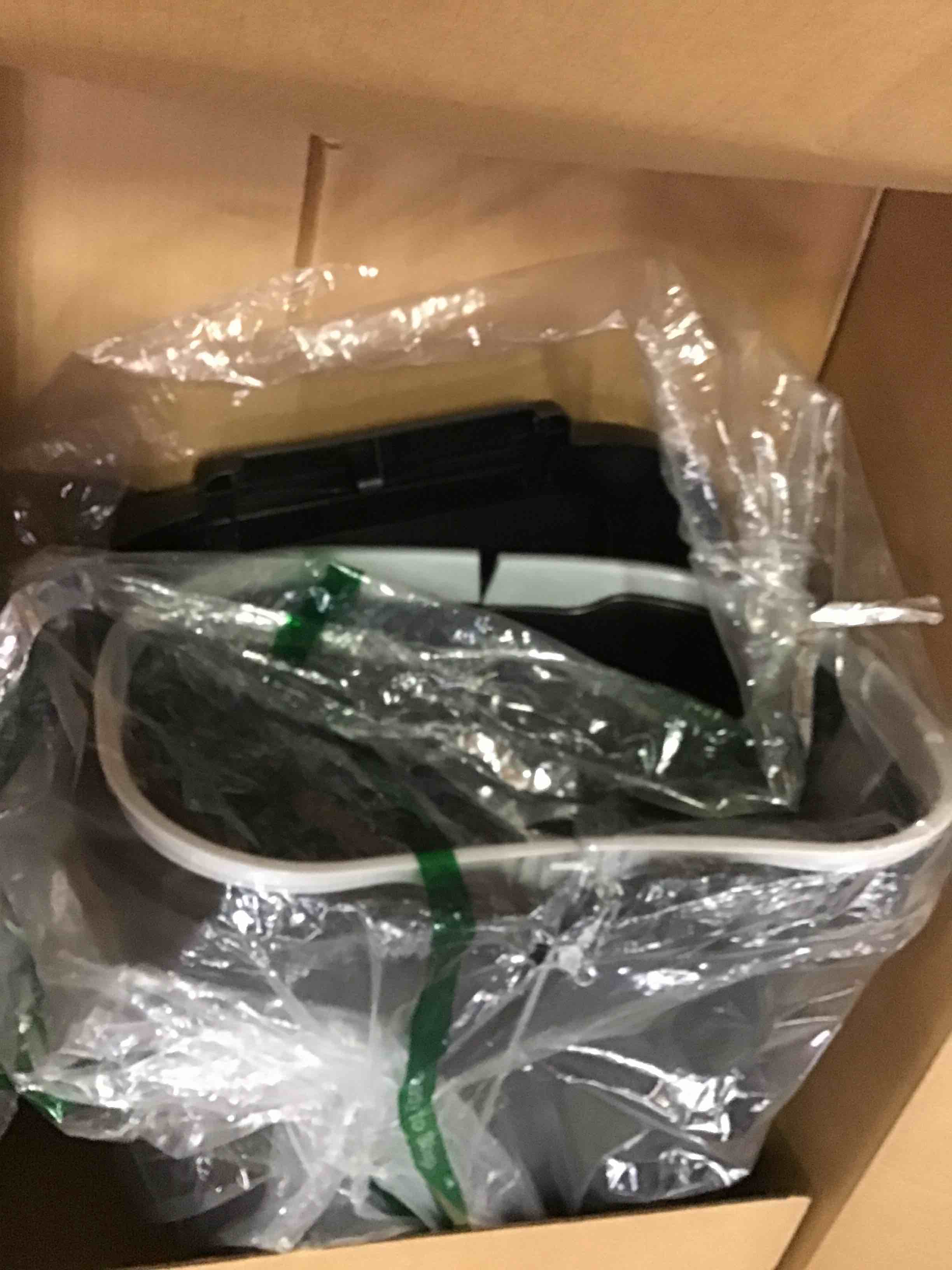 https://s3.amazonaws.com/lotting-images-prod/bidfta/ORG5306891_1690979134362.jpeg