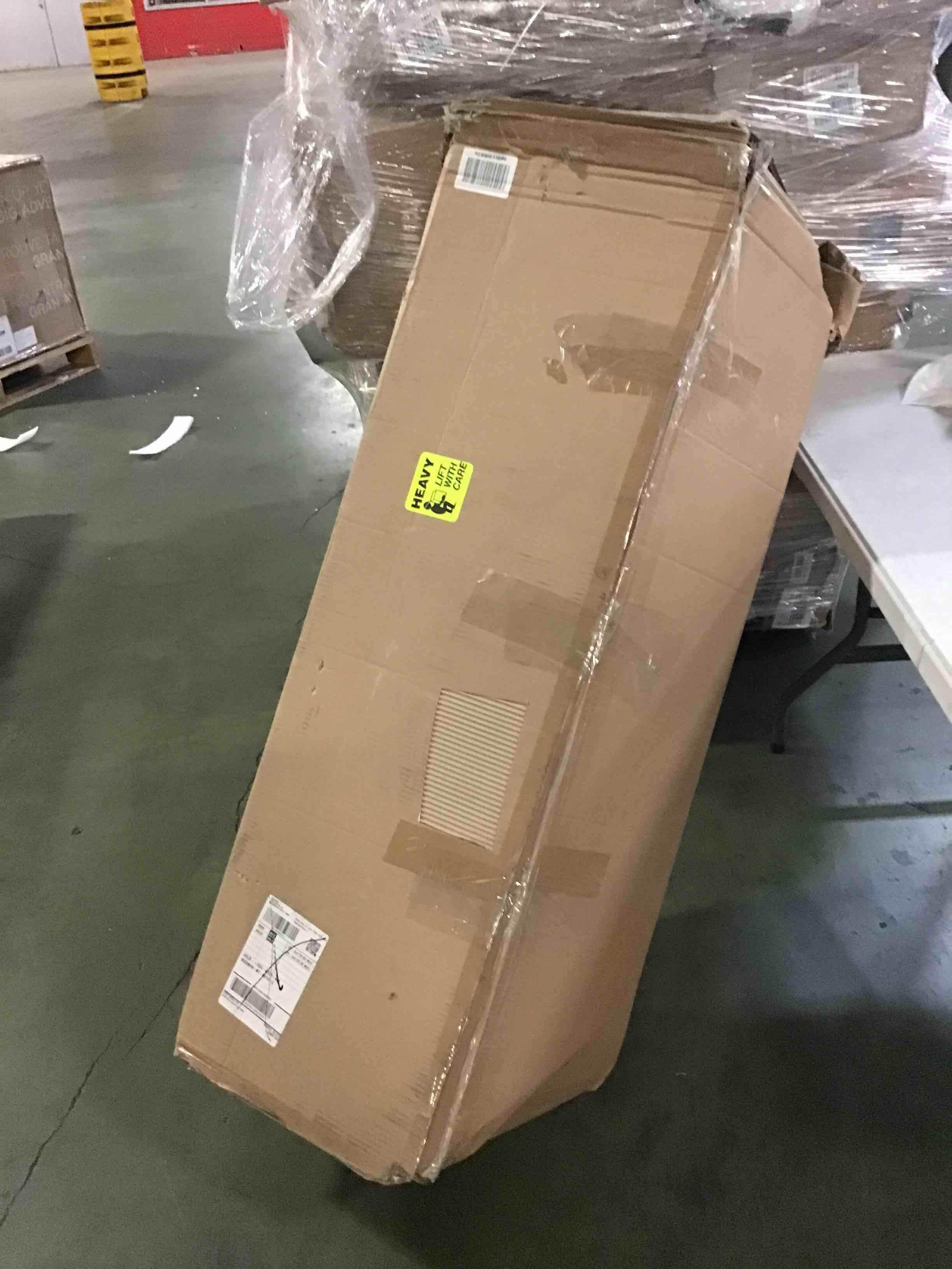 https://s3.amazonaws.com/lotting-images-prod/bidfta/ORG5307013_1691068447782.jpeg