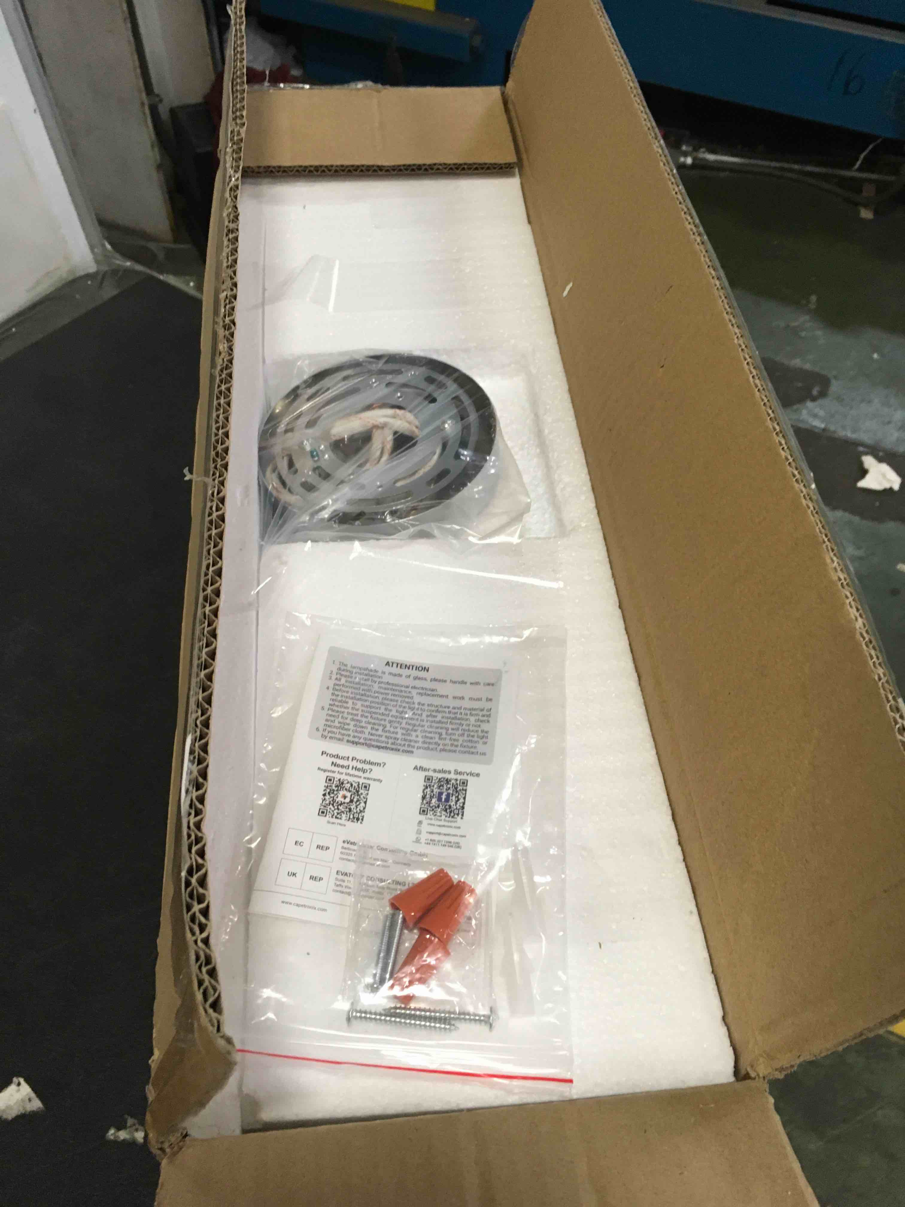 https://s3.amazonaws.com/lotting-images-prod/bidfta/ORG5312173_1688733606384.jpeg