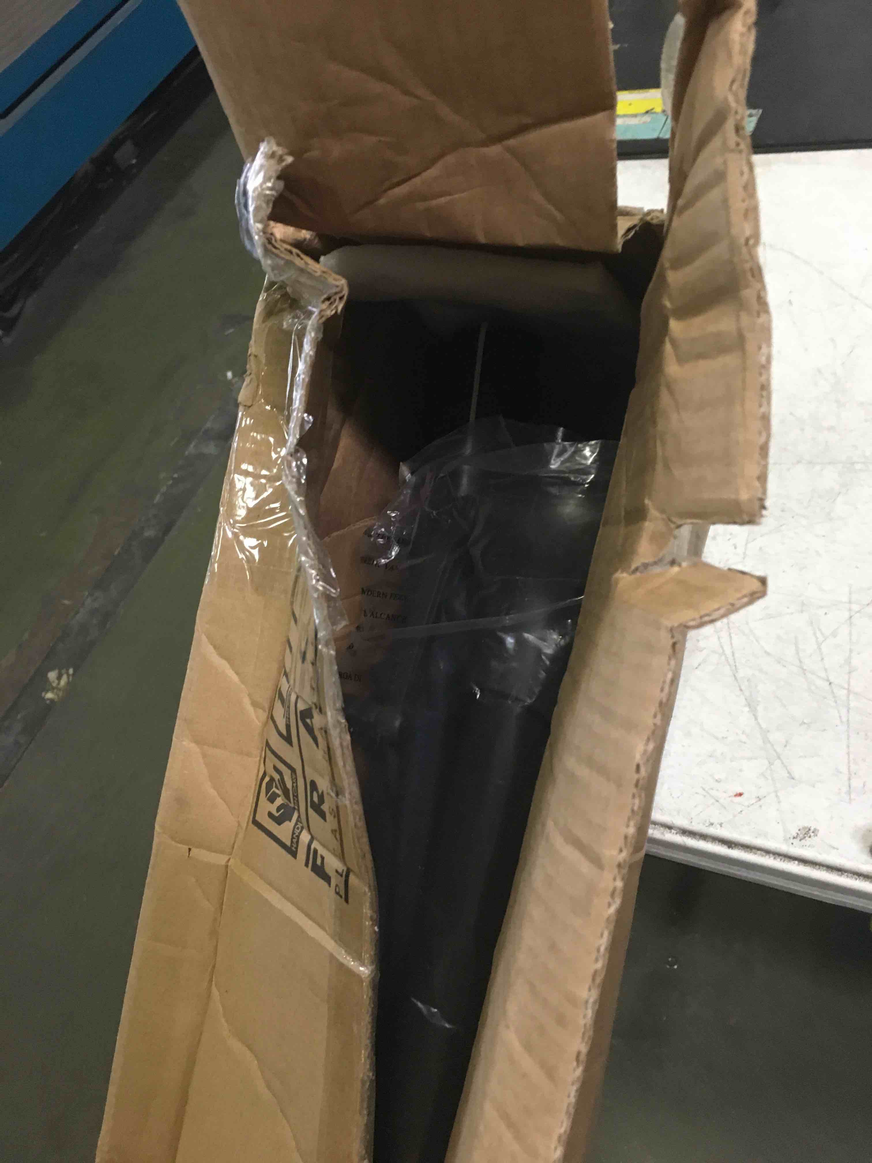 https://s3.amazonaws.com/lotting-images-prod/bidfta/ORG5312656_1689168622553.jpeg