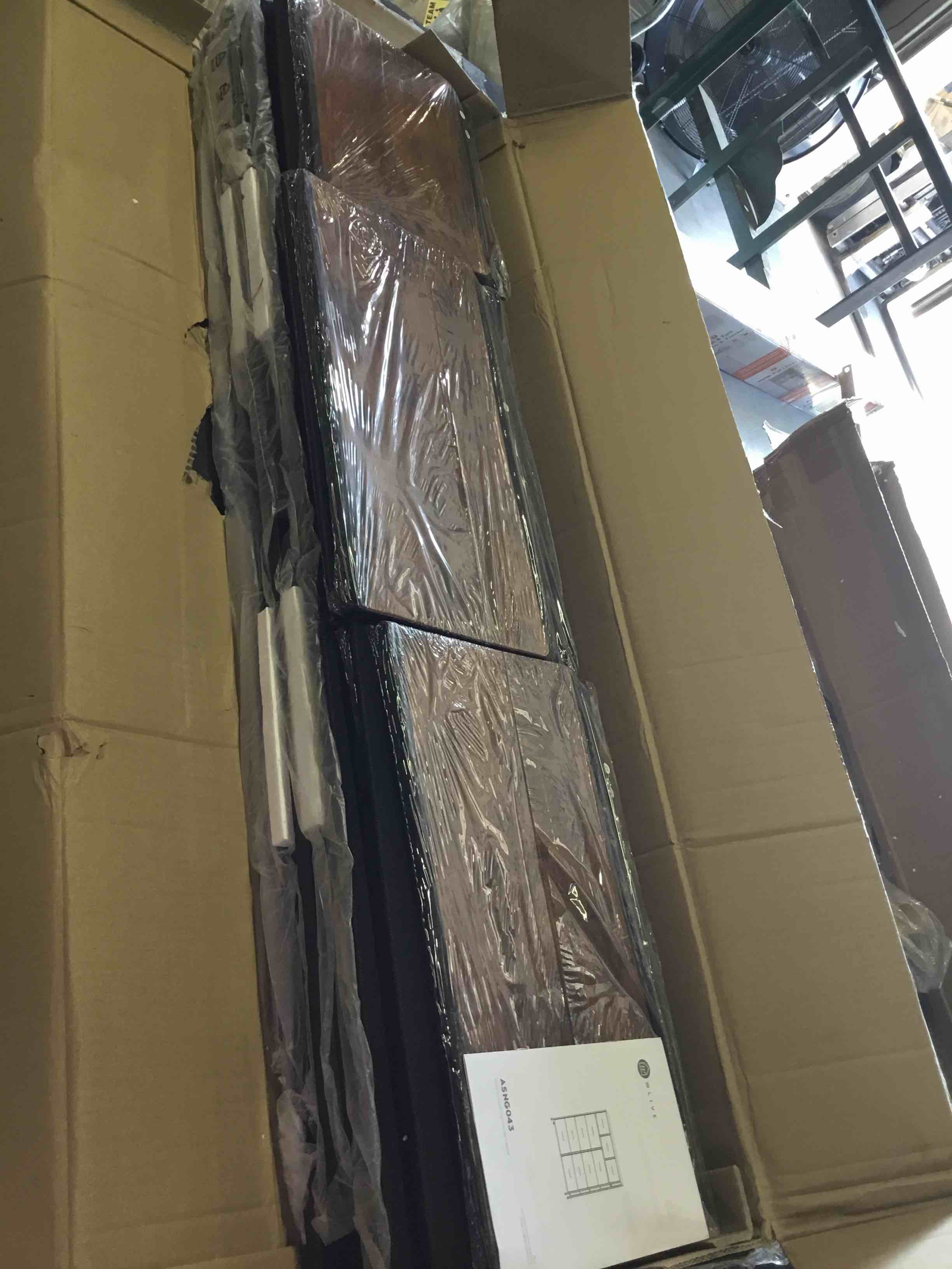 https://s3.amazonaws.com/lotting-images-prod/bidfta/ORG5315610_1694009633563.jpeg