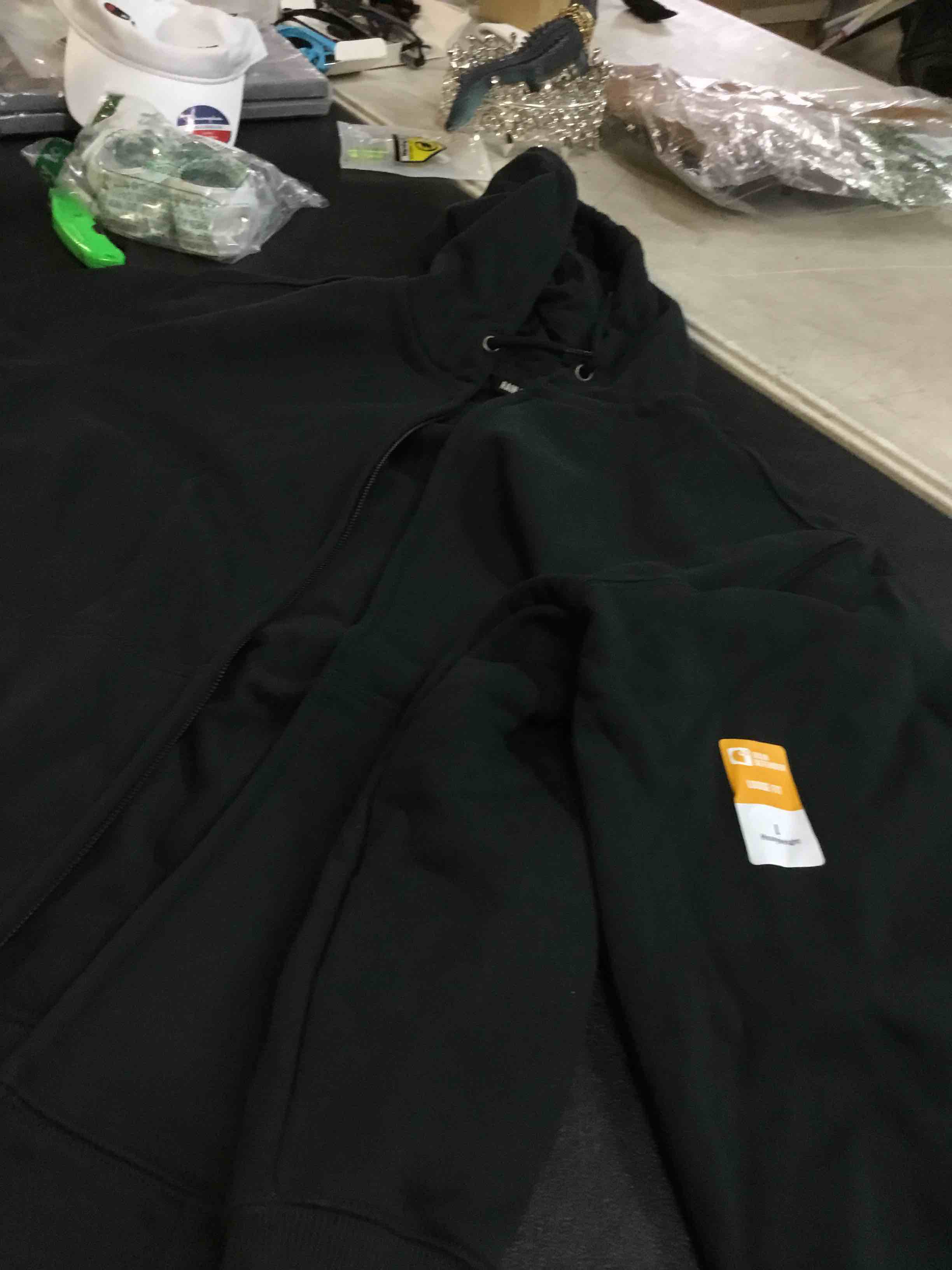 https://s3.amazonaws.com/lotting-images-prod/bidfta/ORG5317043_1699542600389.jpeg