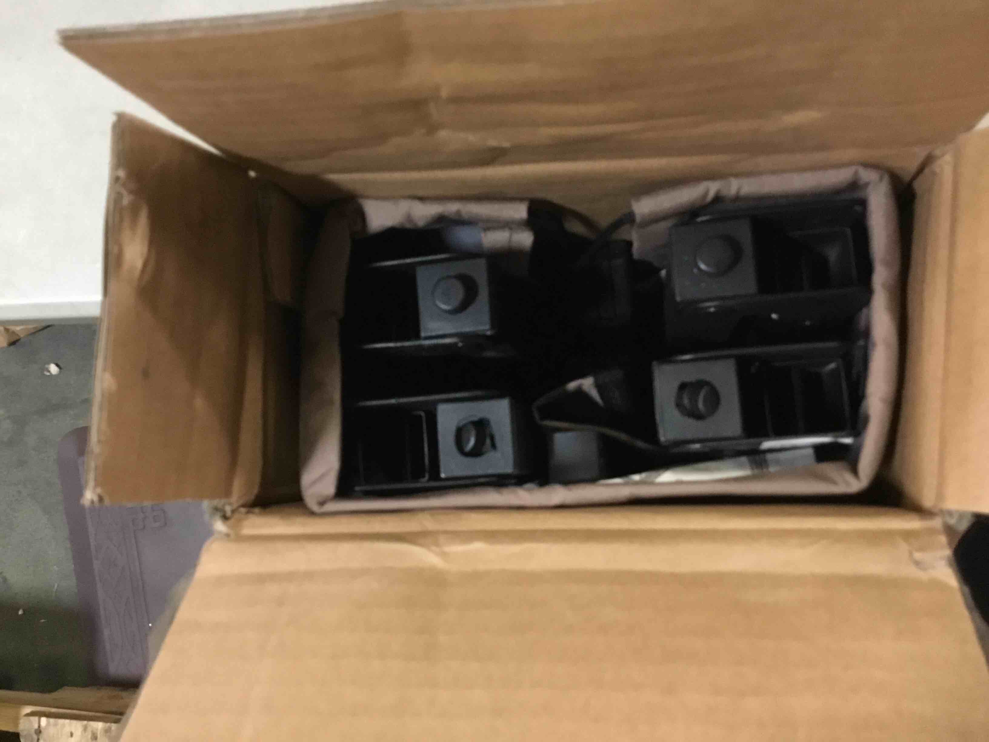 https://s3.amazonaws.com/lotting-images-prod/bidfta/ORG5318925_1688997109318.jpeg