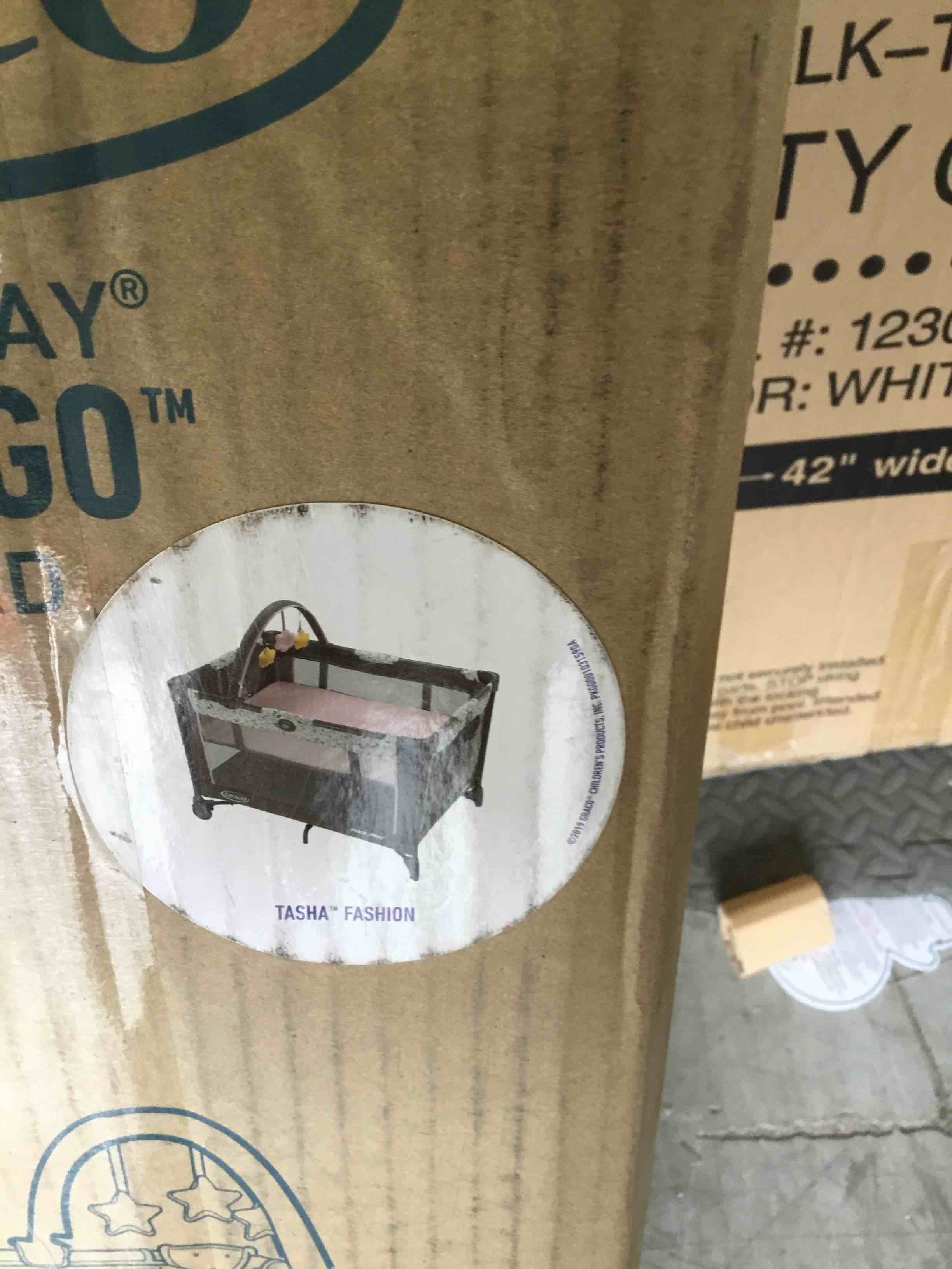 https://s3.amazonaws.com/lotting-images-prod/bidfta/ORG5330149_1691679556817.jpeg