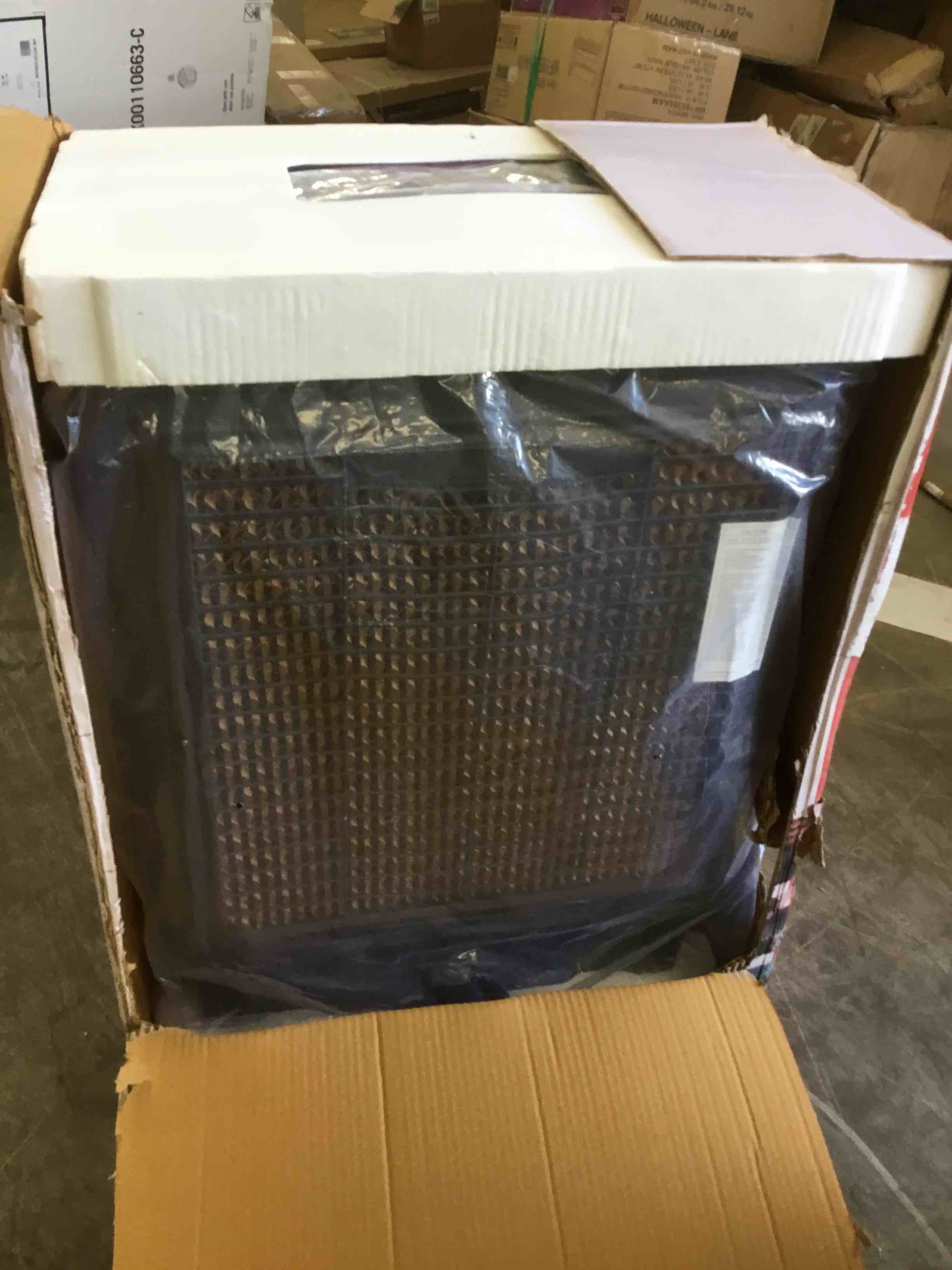 https://s3.amazonaws.com/lotting-images-prod/bidfta/ORG5330247_1692108670138.jpeg