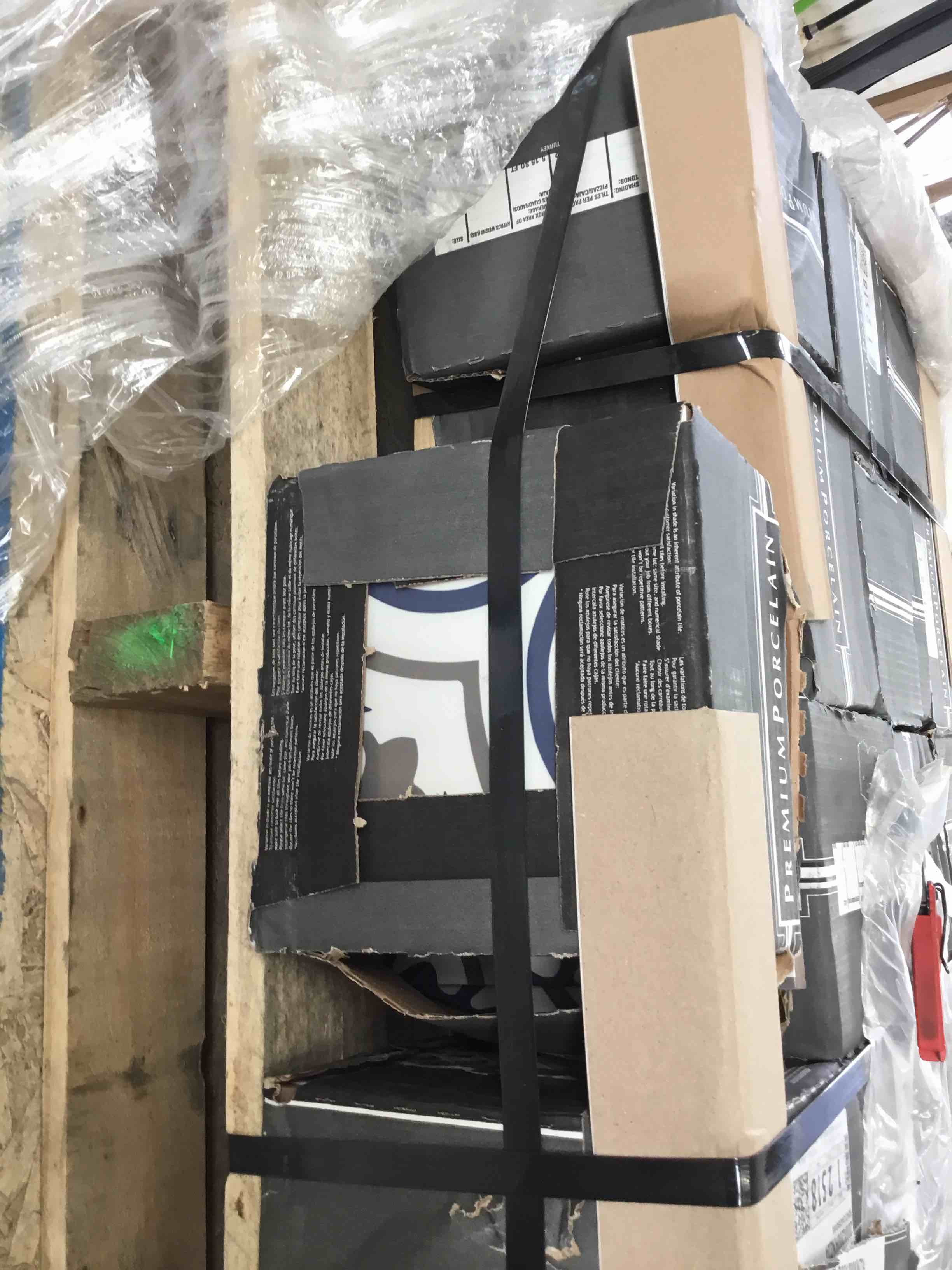 https://s3.amazonaws.com/lotting-images-prod/bidfta/ORG5330350_1692294212939.jpeg