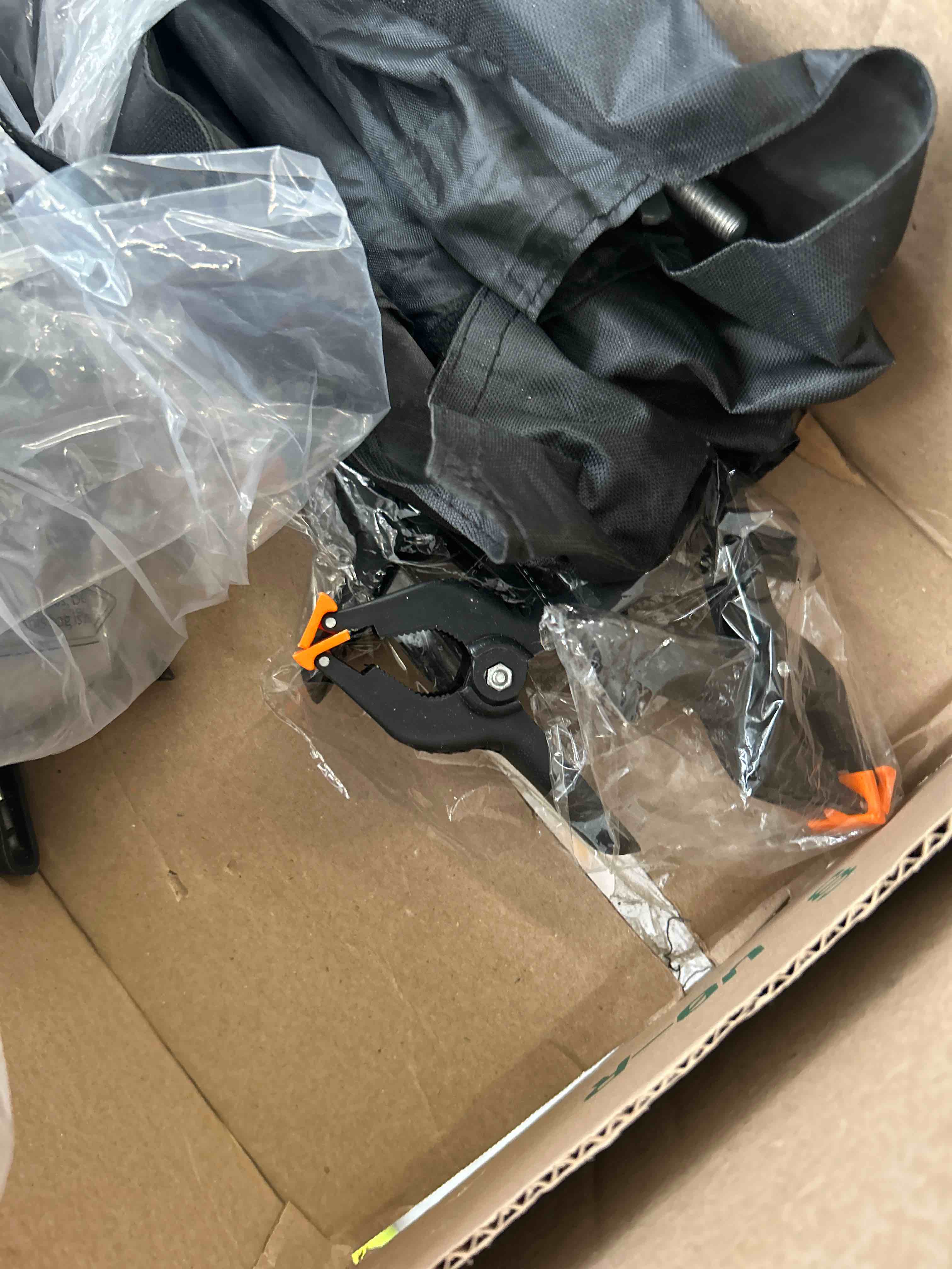 https://s3.amazonaws.com/lotting-images-prod/bidfta/ORG5330700_1694528645452.jpeg