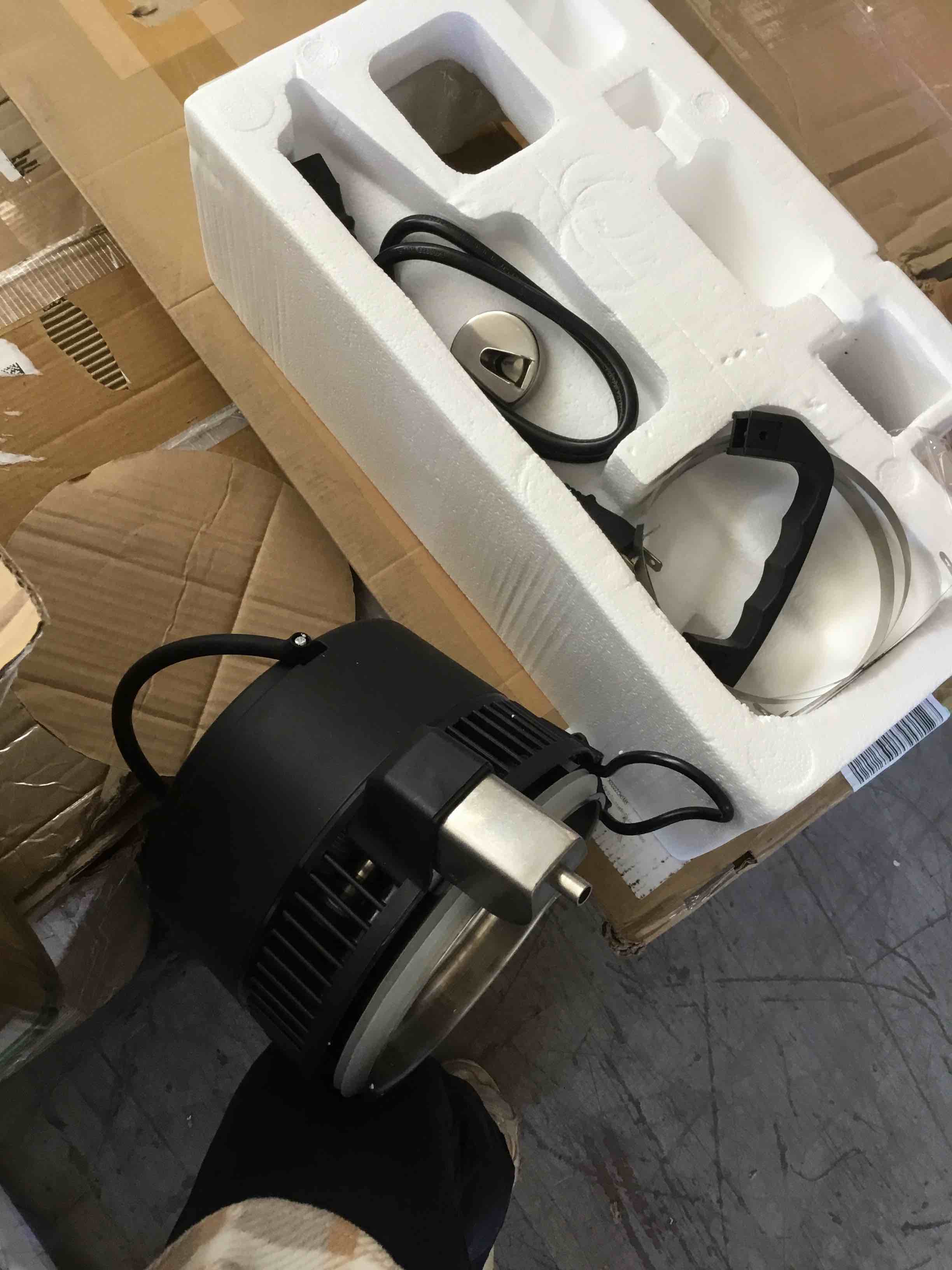 https://s3.amazonaws.com/lotting-images-prod/bidfta/ORG5330792_1695130763785.jpeg