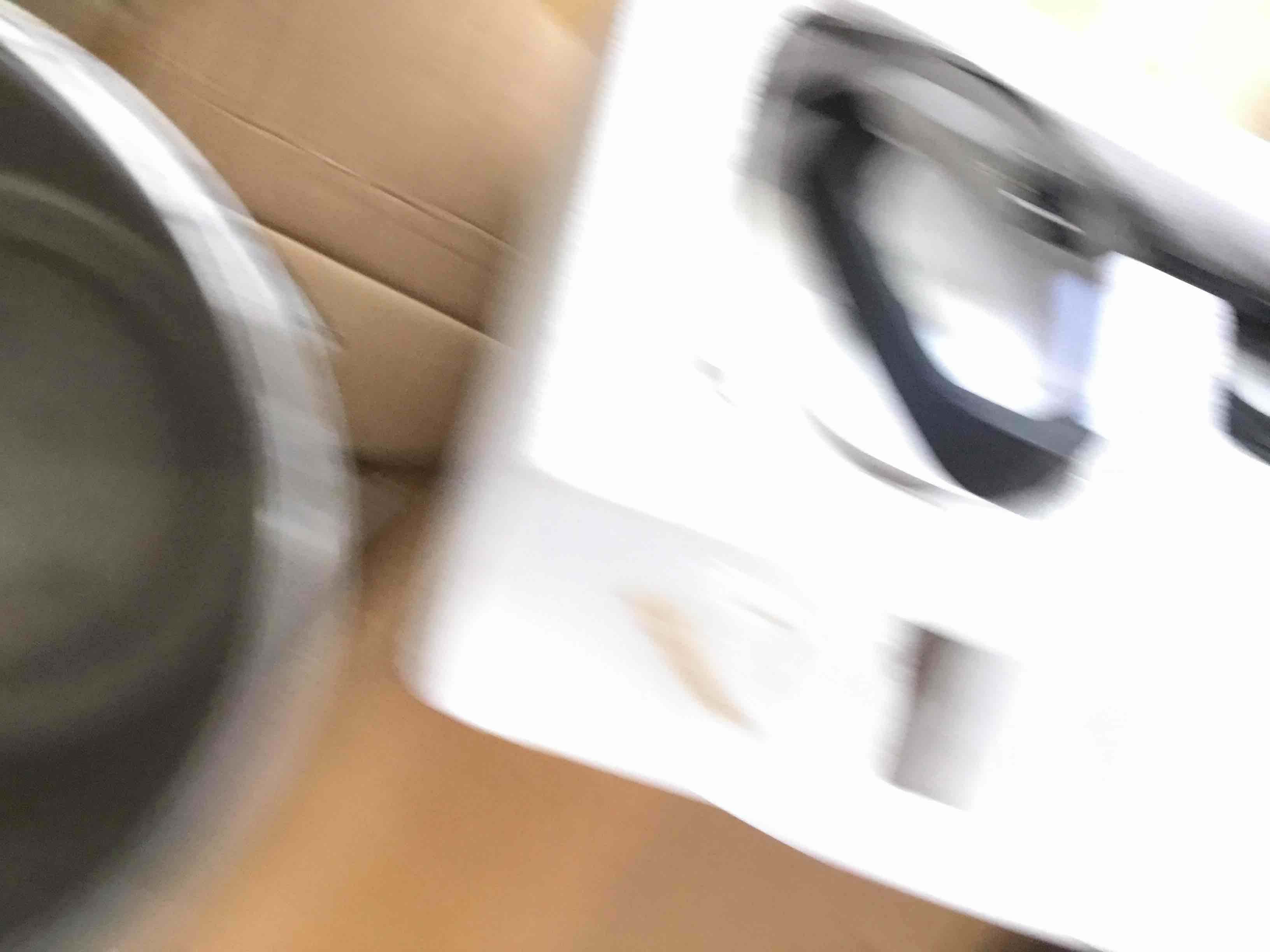 https://s3.amazonaws.com/lotting-images-prod/bidfta/ORG5330792_1695130874434.jpeg