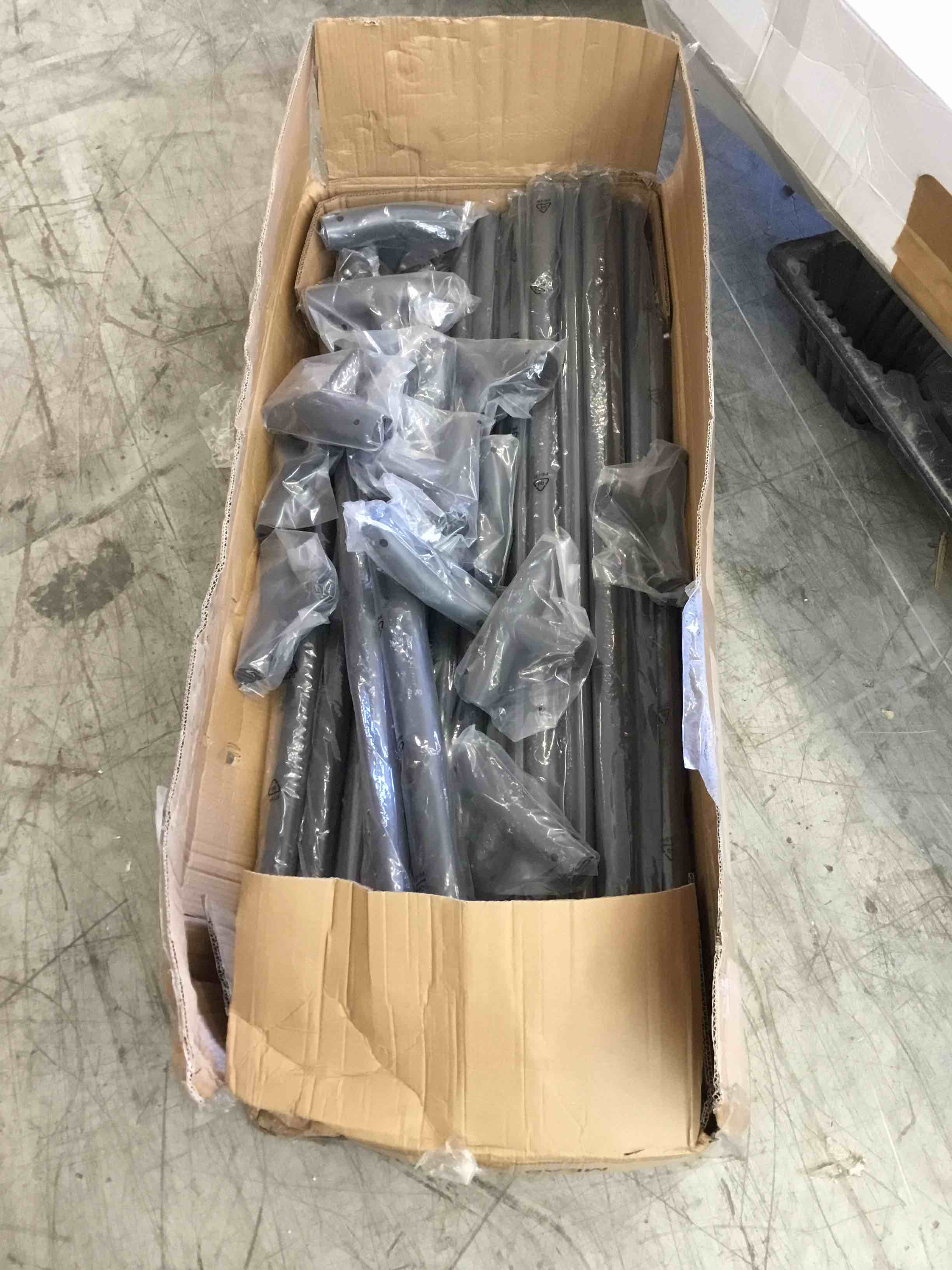 https://s3.amazonaws.com/lotting-images-prod/bidfta/ORG5330794_1695131676164.jpeg