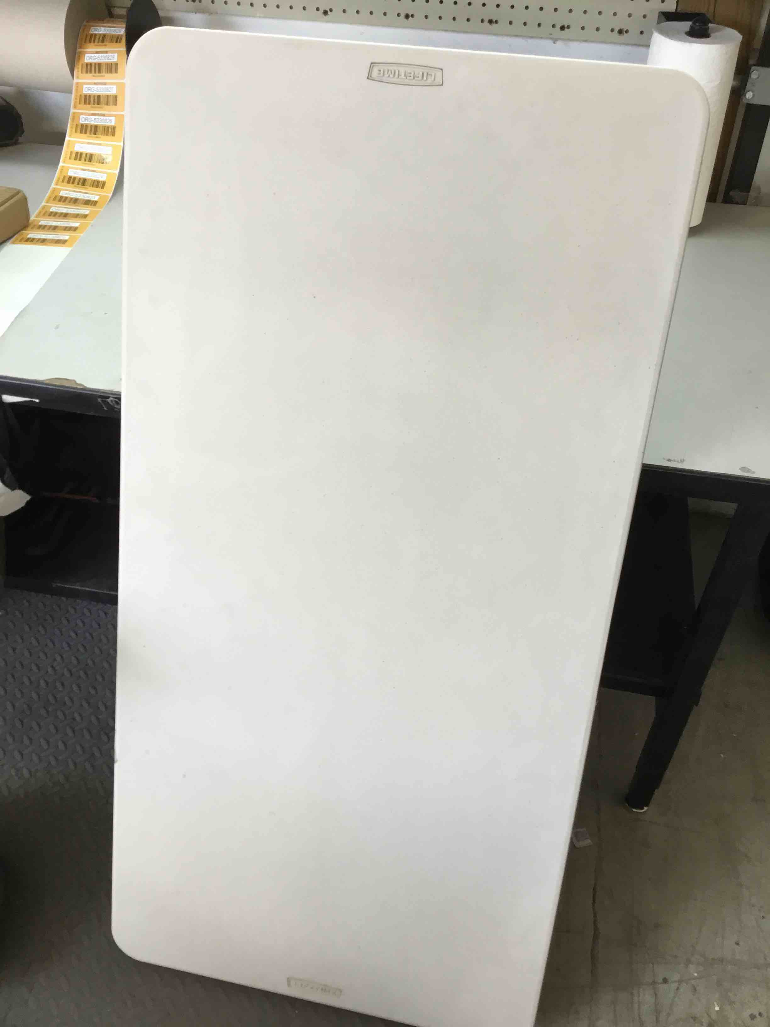 https://s3.amazonaws.com/lotting-images-prod/bidfta/ORG5330820_1695150487105.jpeg