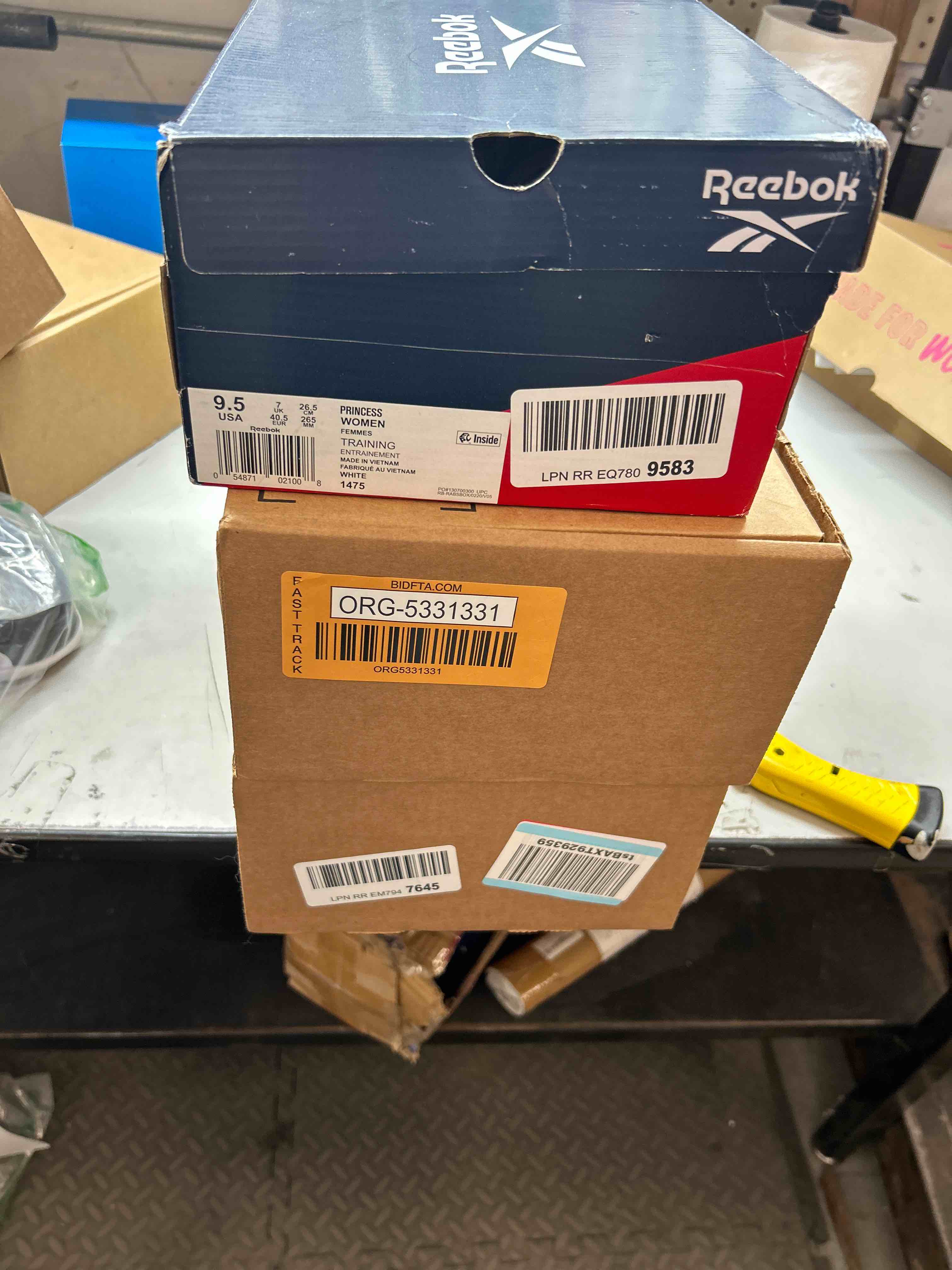 https://s3.amazonaws.com/lotting-images-prod/bidfta/ORG5331331_1696949361393.jpeg