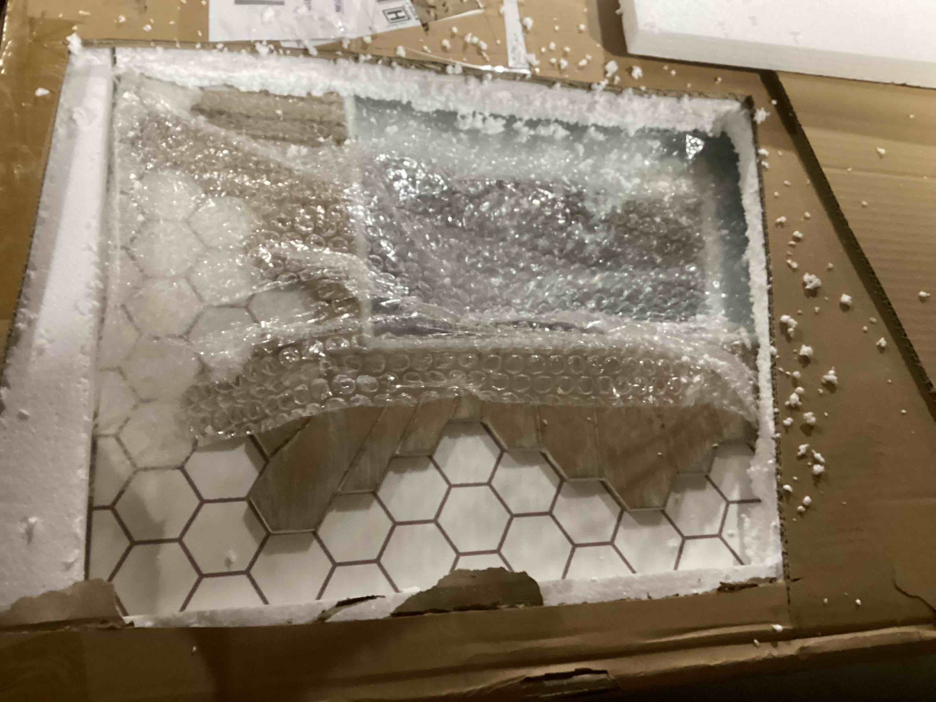https://s3.amazonaws.com/lotting-images-prod/bidfta/ORG5336293_1710952708884.jpeg