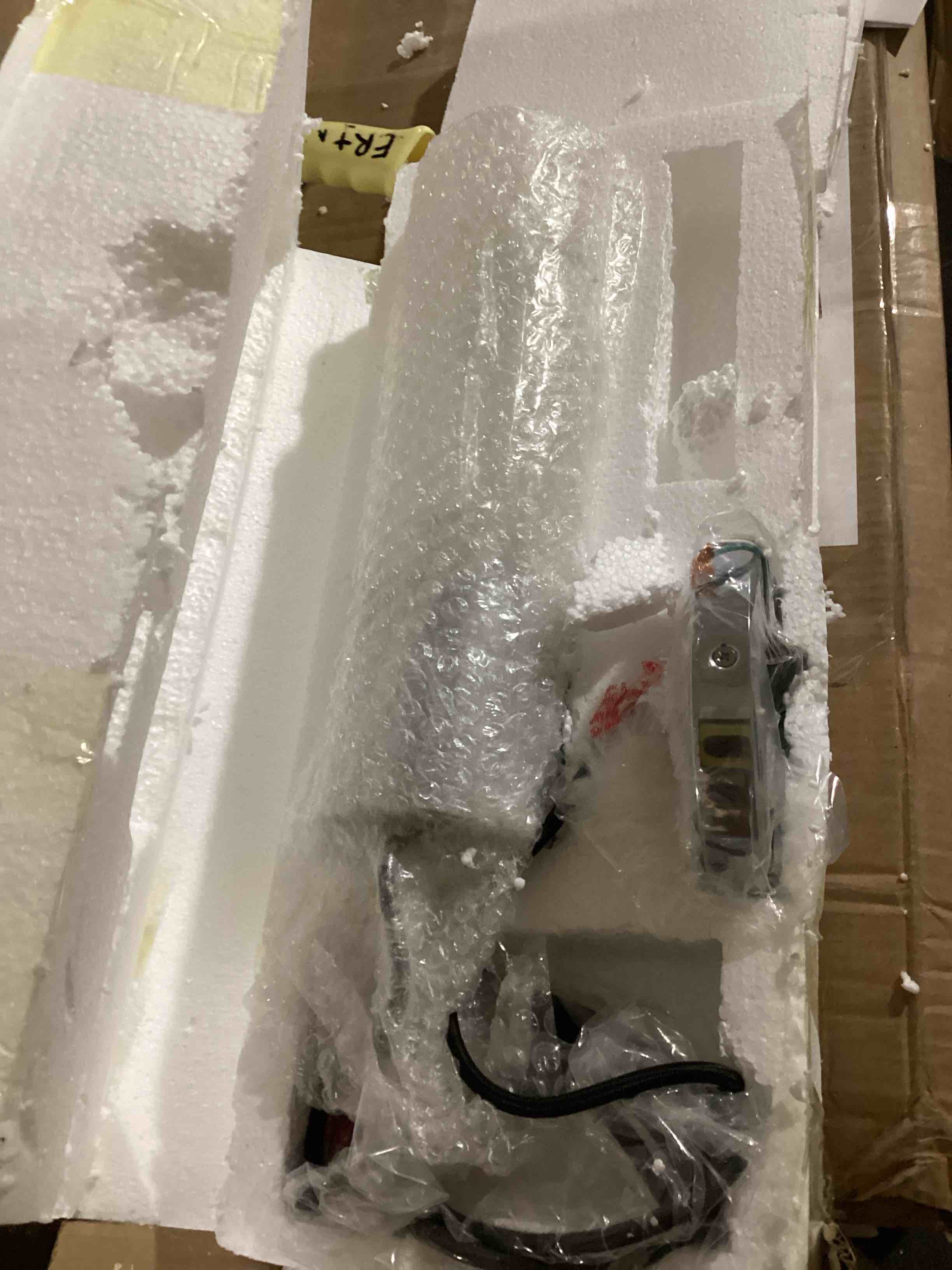 https://s3.amazonaws.com/lotting-images-prod/bidfta/ORG5337862_1710861165459.jpeg