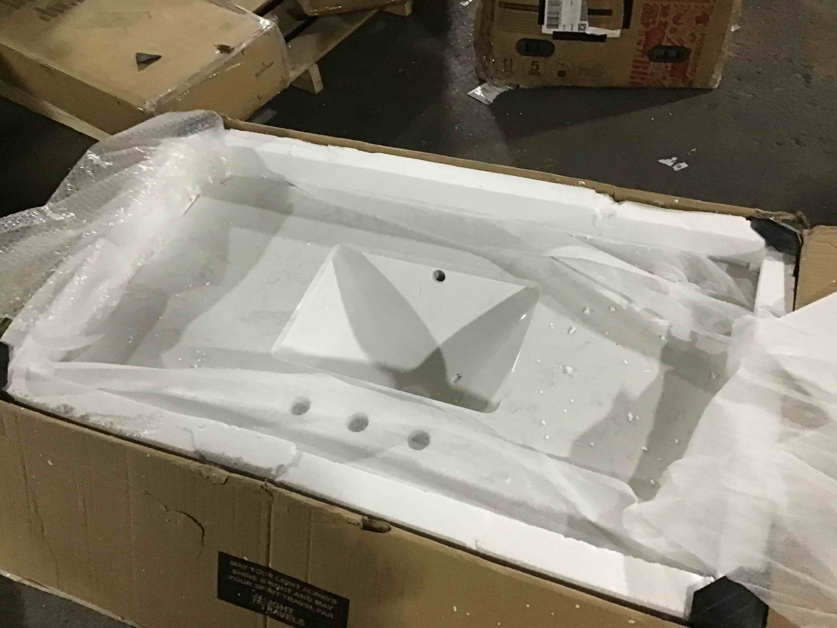 https://s3.amazonaws.com/lotting-images-prod/bidfta/ORG5339586_1713887512609.jpeg