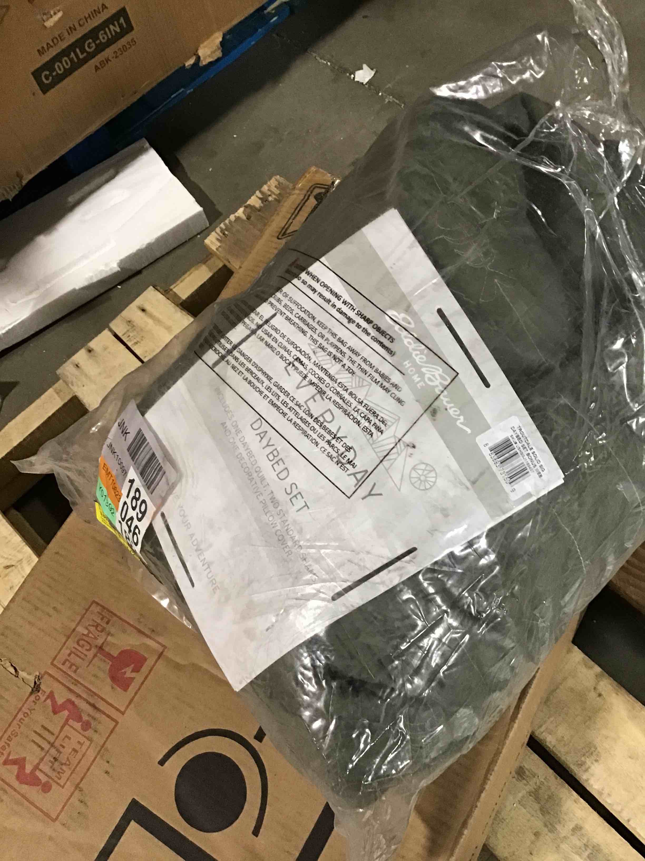 https://s3.amazonaws.com/lotting-images-prod/bidfta/ORG5341897_1712329787436.jpeg
