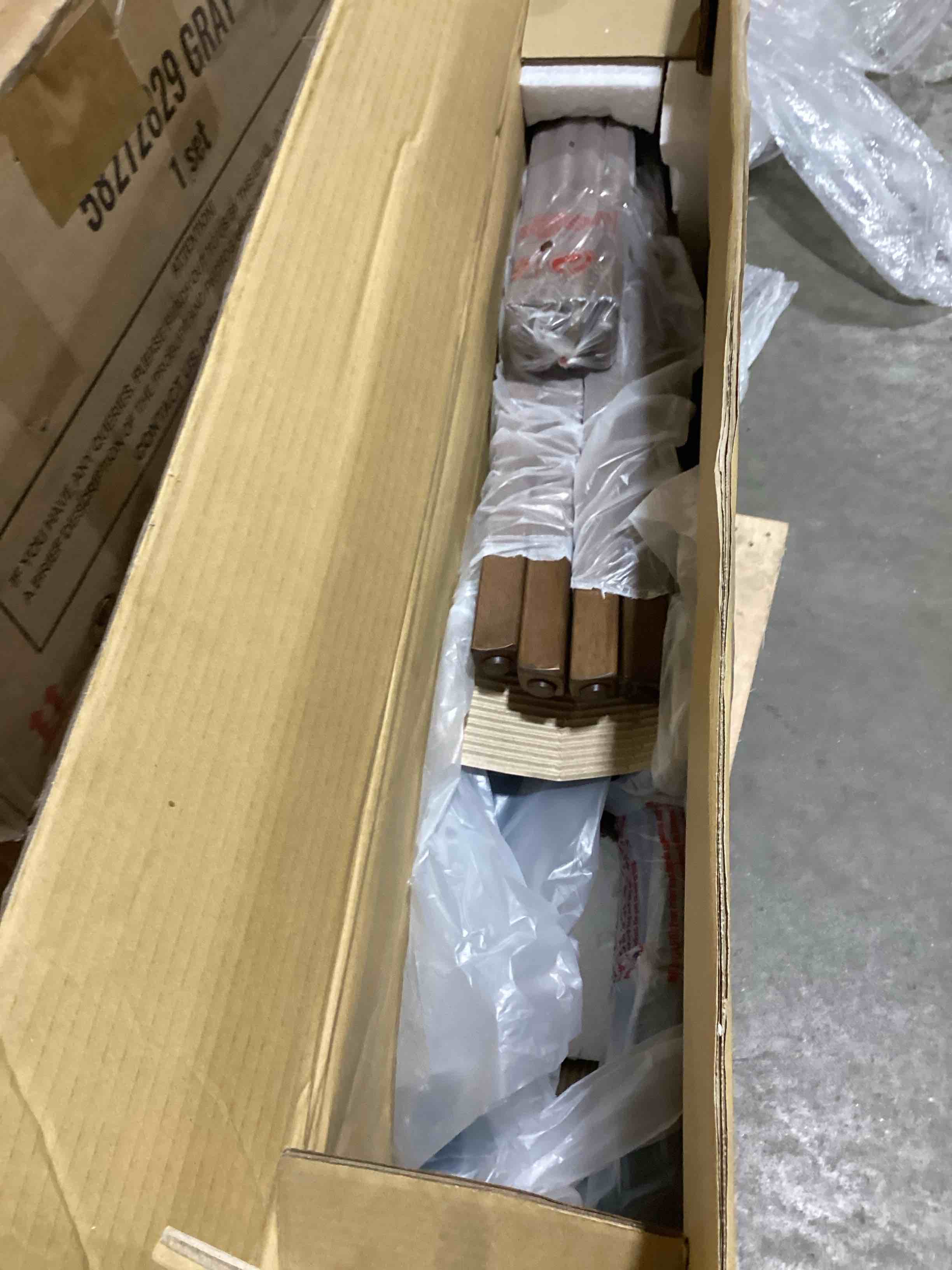 https://s3.amazonaws.com/lotting-images-prod/bidfta/ORG5343965_1711480985054.jpeg