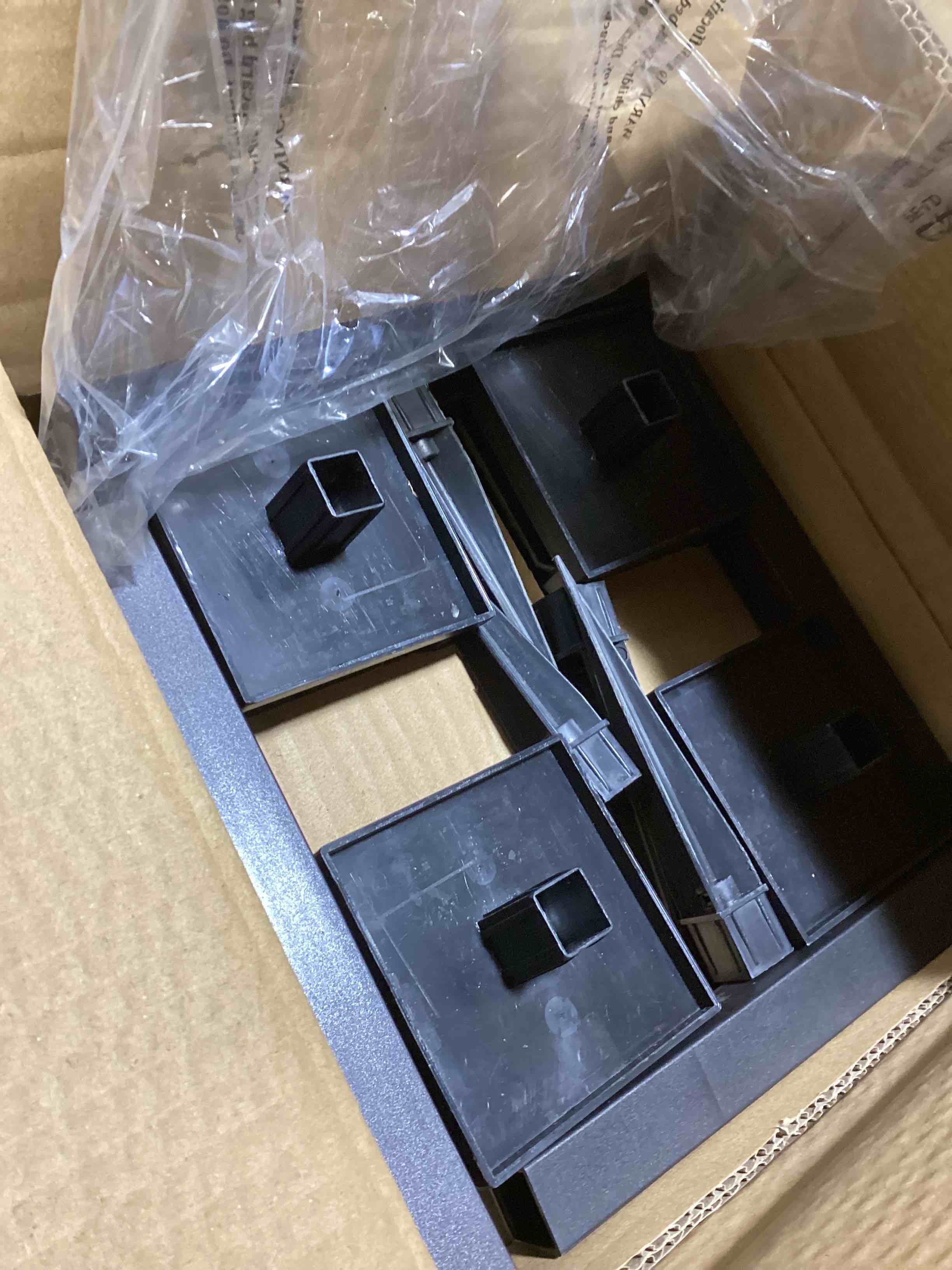 https://s3.amazonaws.com/lotting-images-prod/bidfta/ORG5346994_1710337662607.jpeg