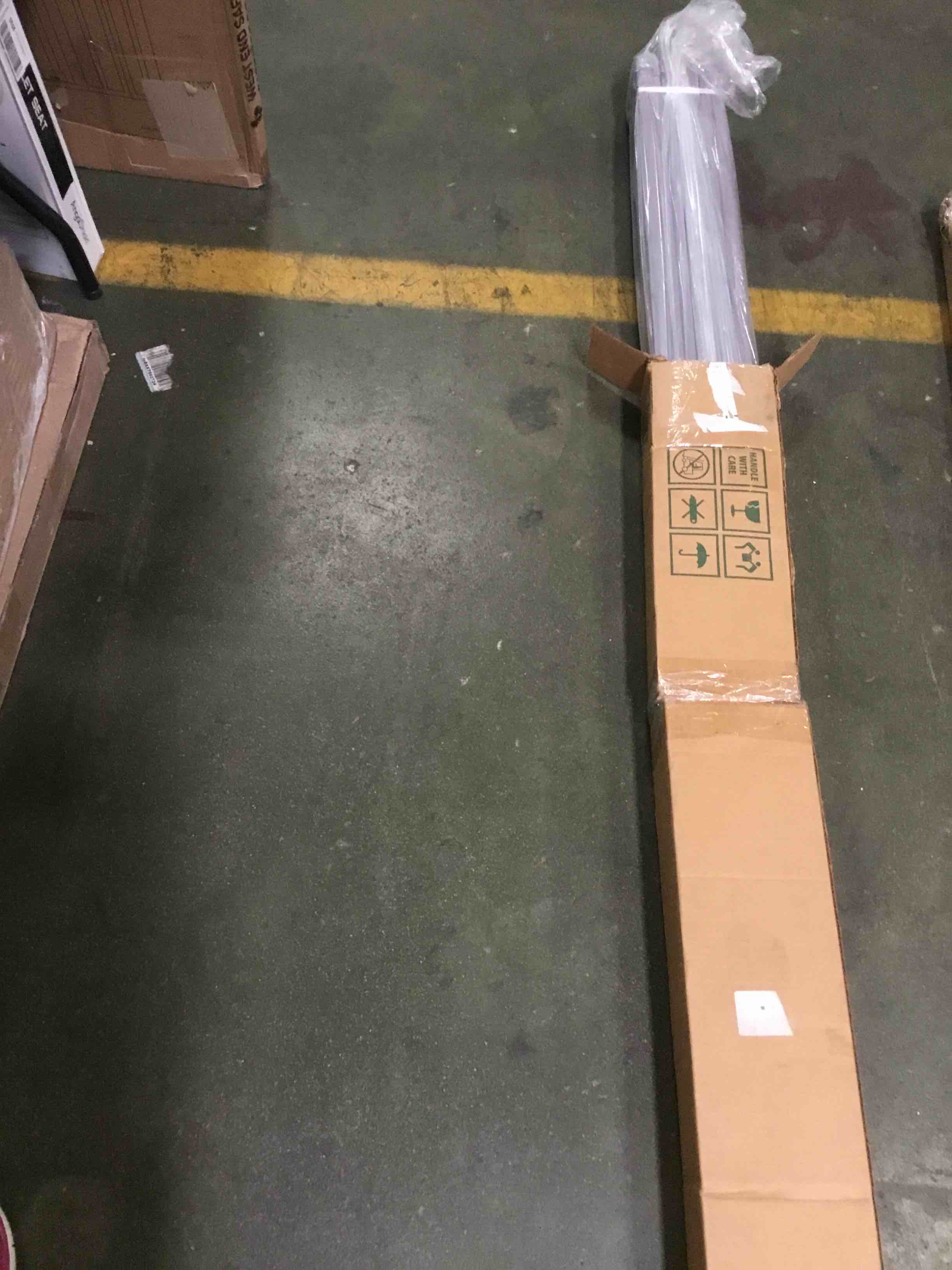 https://s3.amazonaws.com/lotting-images-prod/bidfta/ORG5347959_1693922836724.jpeg