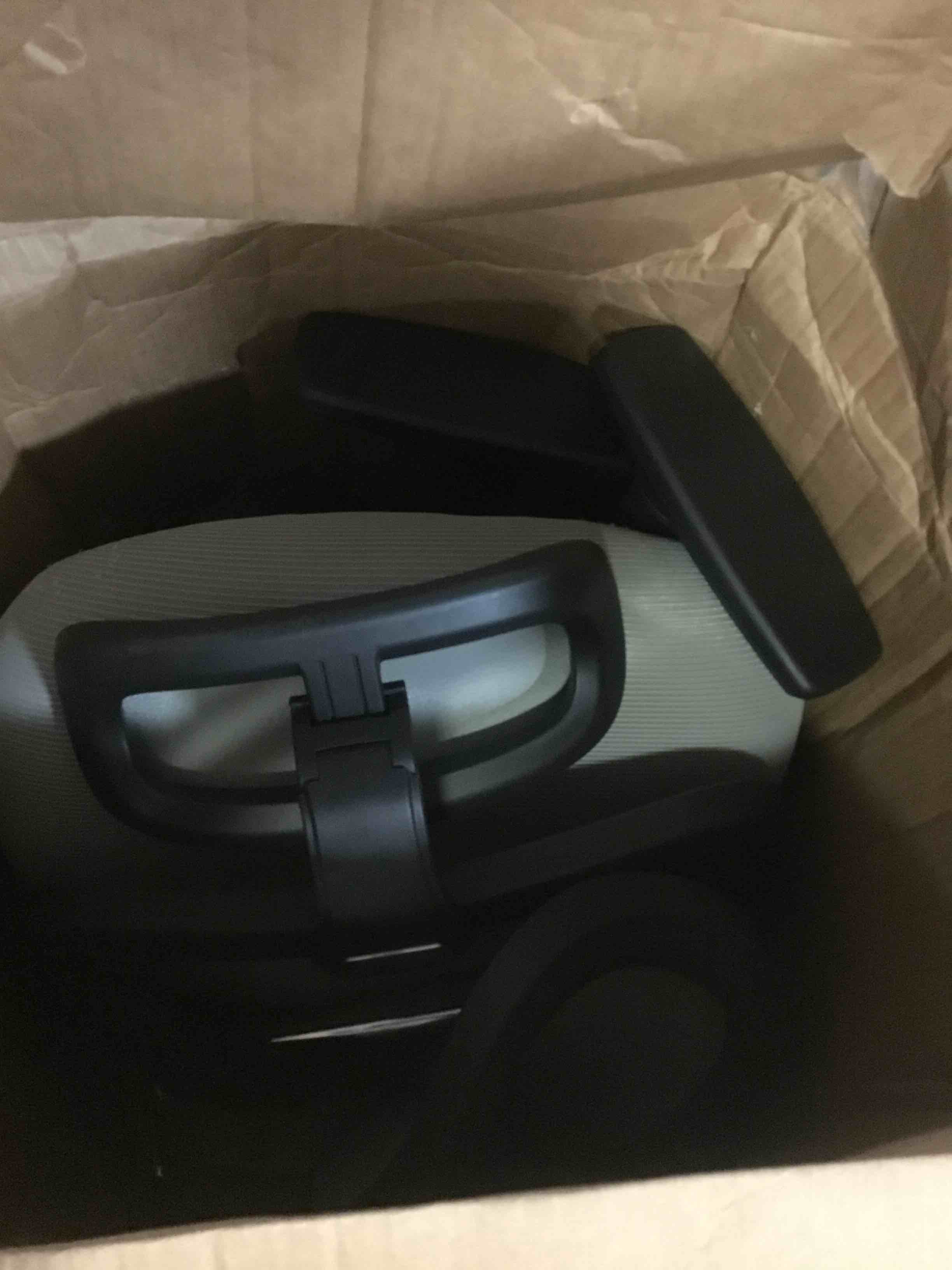 https://s3.amazonaws.com/lotting-images-prod/bidfta/ORG5349090_1695136746244.jpeg