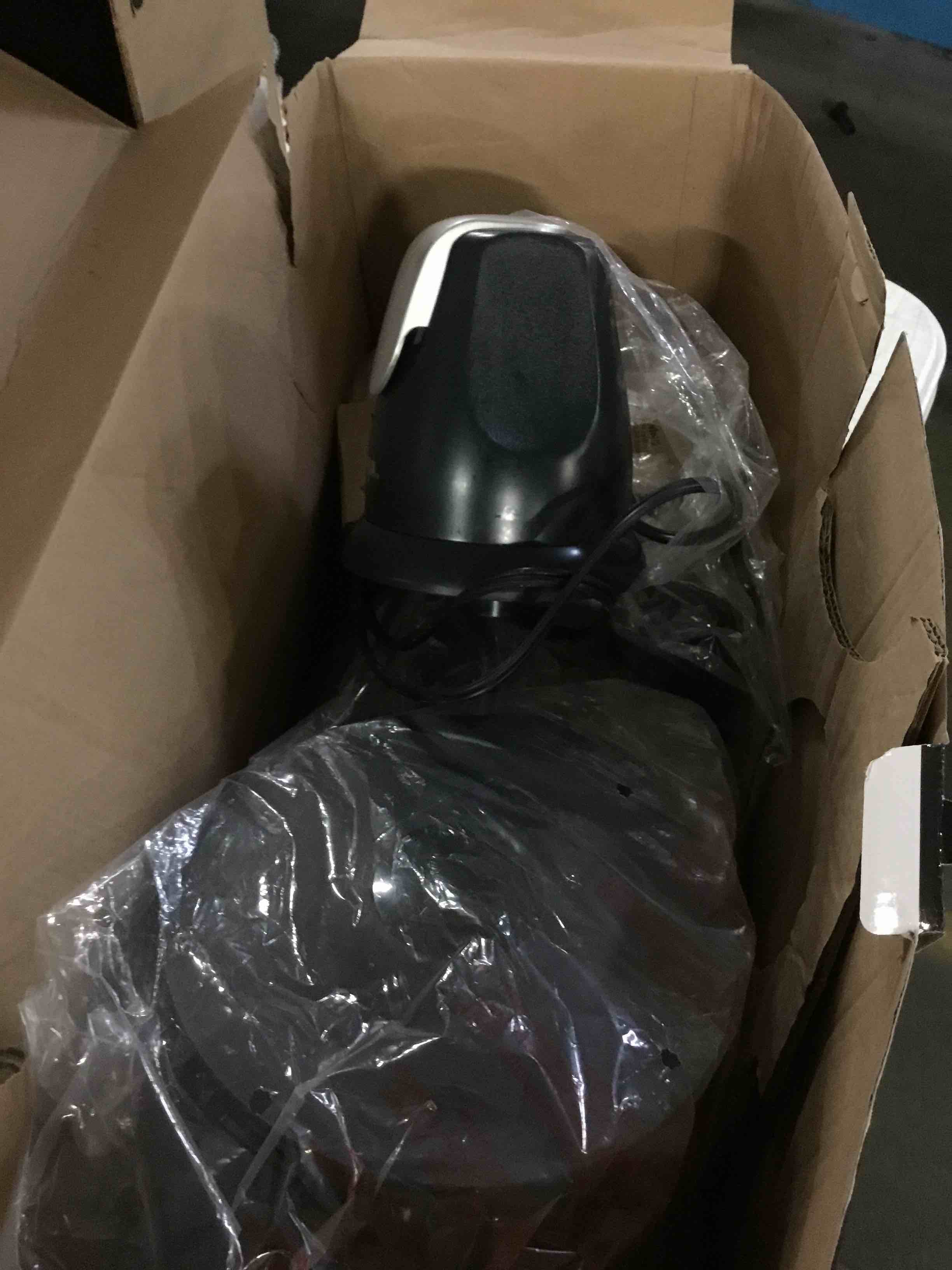 https://s3.amazonaws.com/lotting-images-prod/bidfta/ORG5350012_1694180834053.jpeg