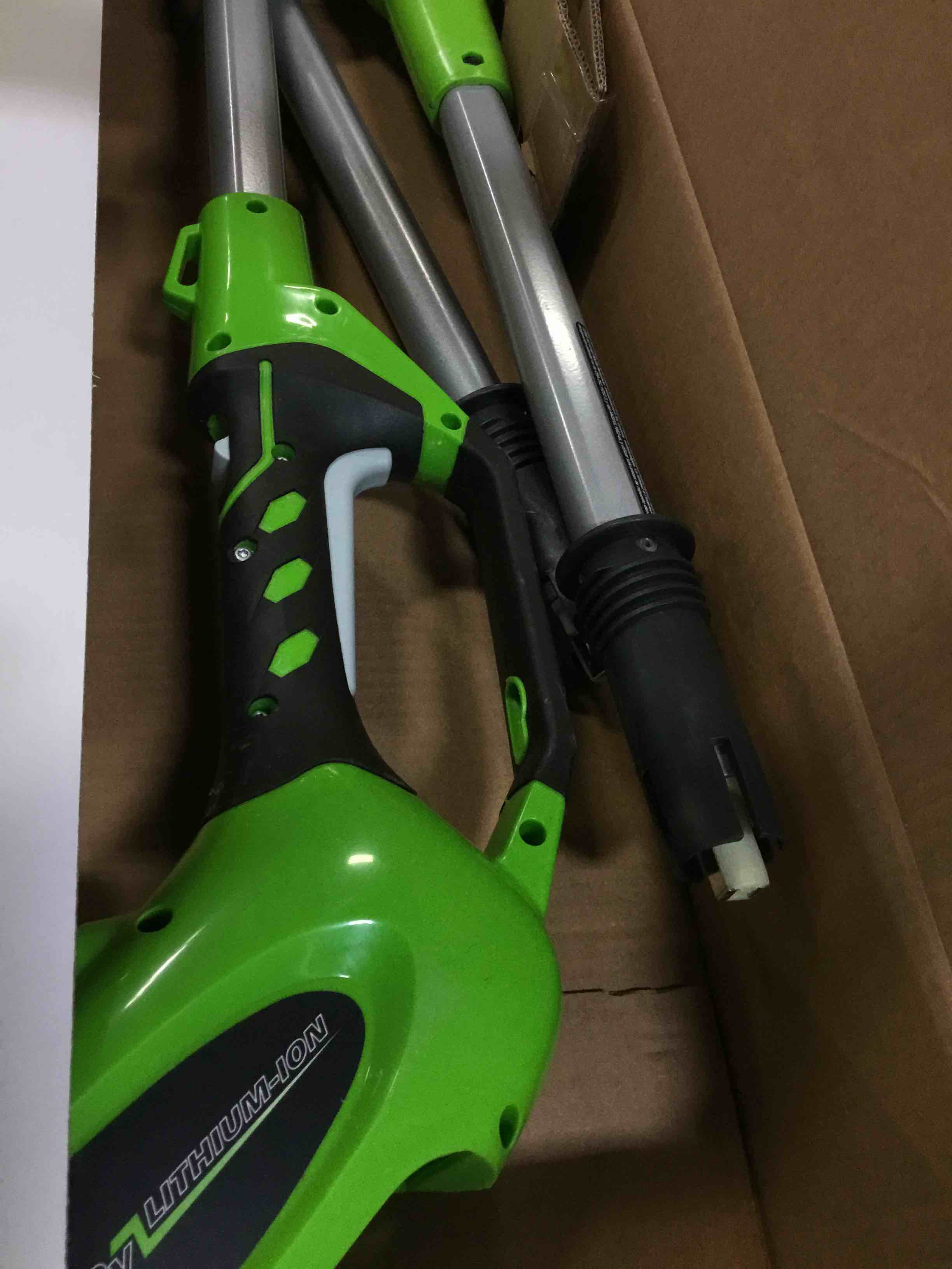 https://s3.amazonaws.com/lotting-images-prod/bidfta/ORG5350343_1694435915224.jpeg