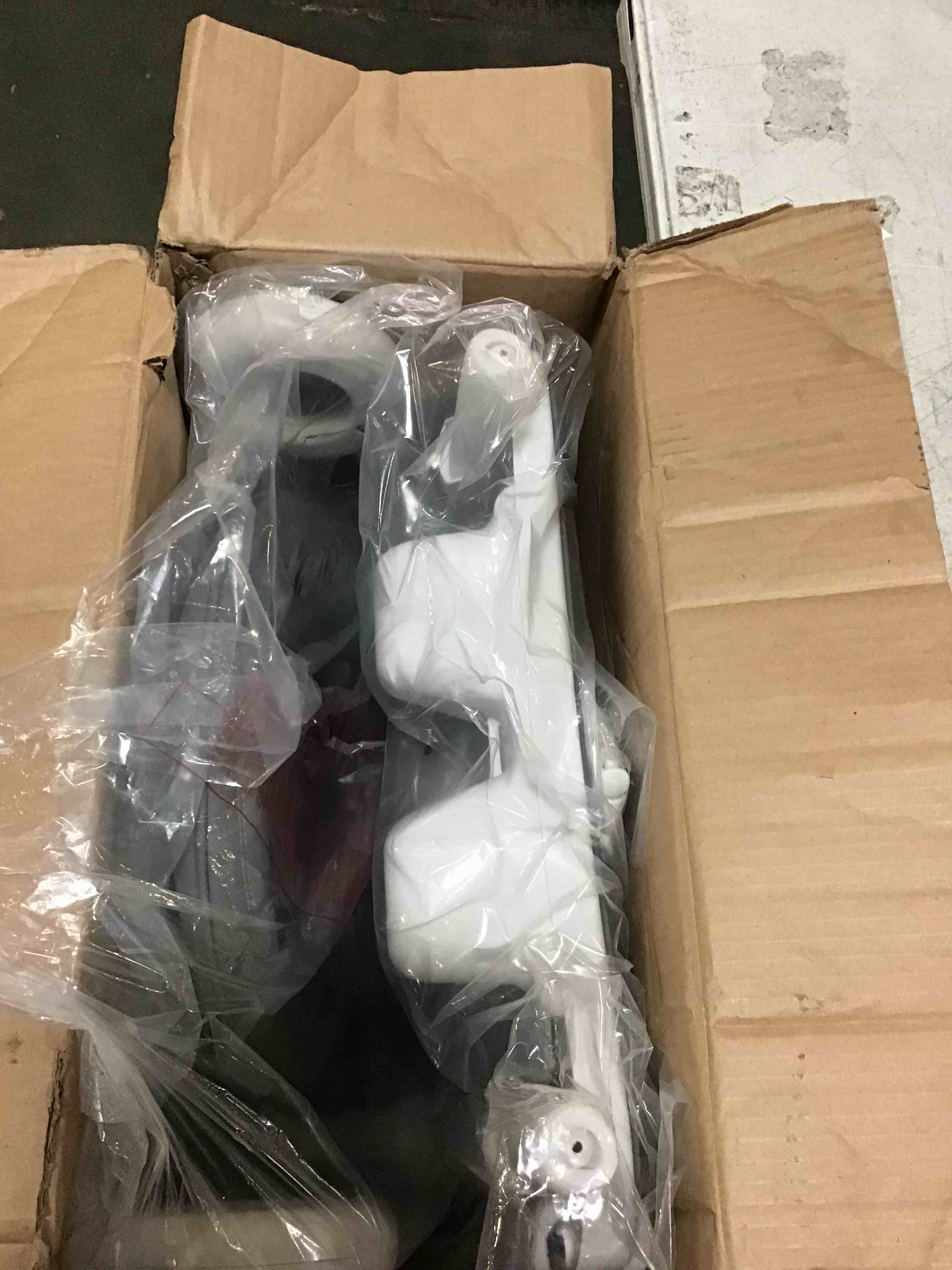 https://s3.amazonaws.com/lotting-images-prod/bidfta/ORG5353000_1694117803714.jpeg
