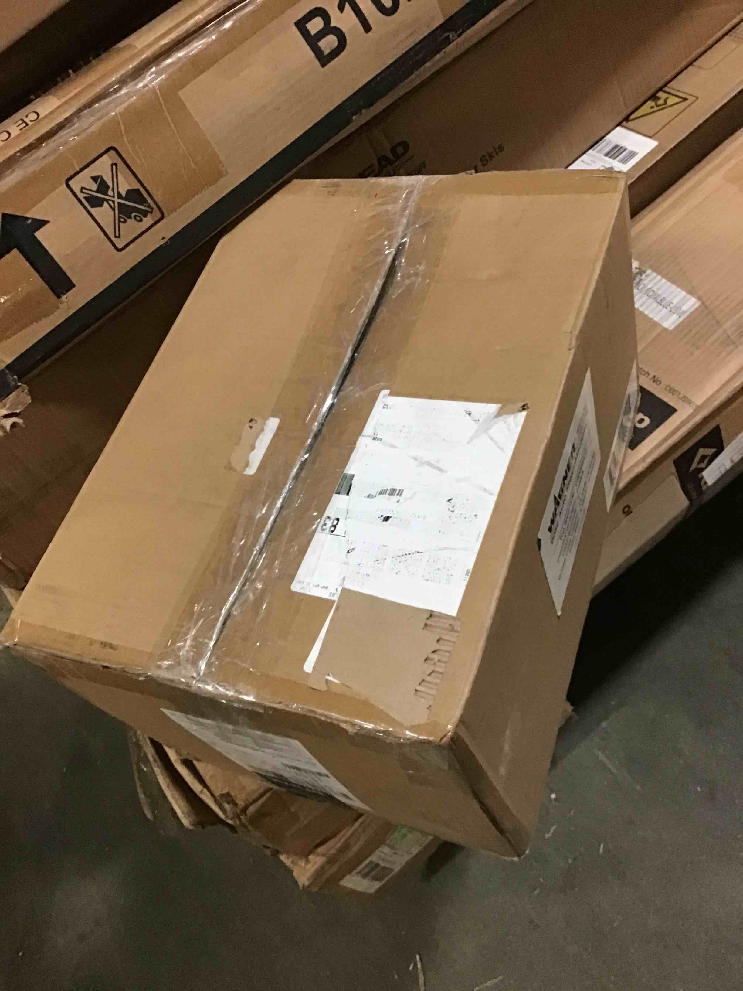 https://s3.amazonaws.com/lotting-images-prod/bidfta/ORG5353031_1694175626215.jpeg