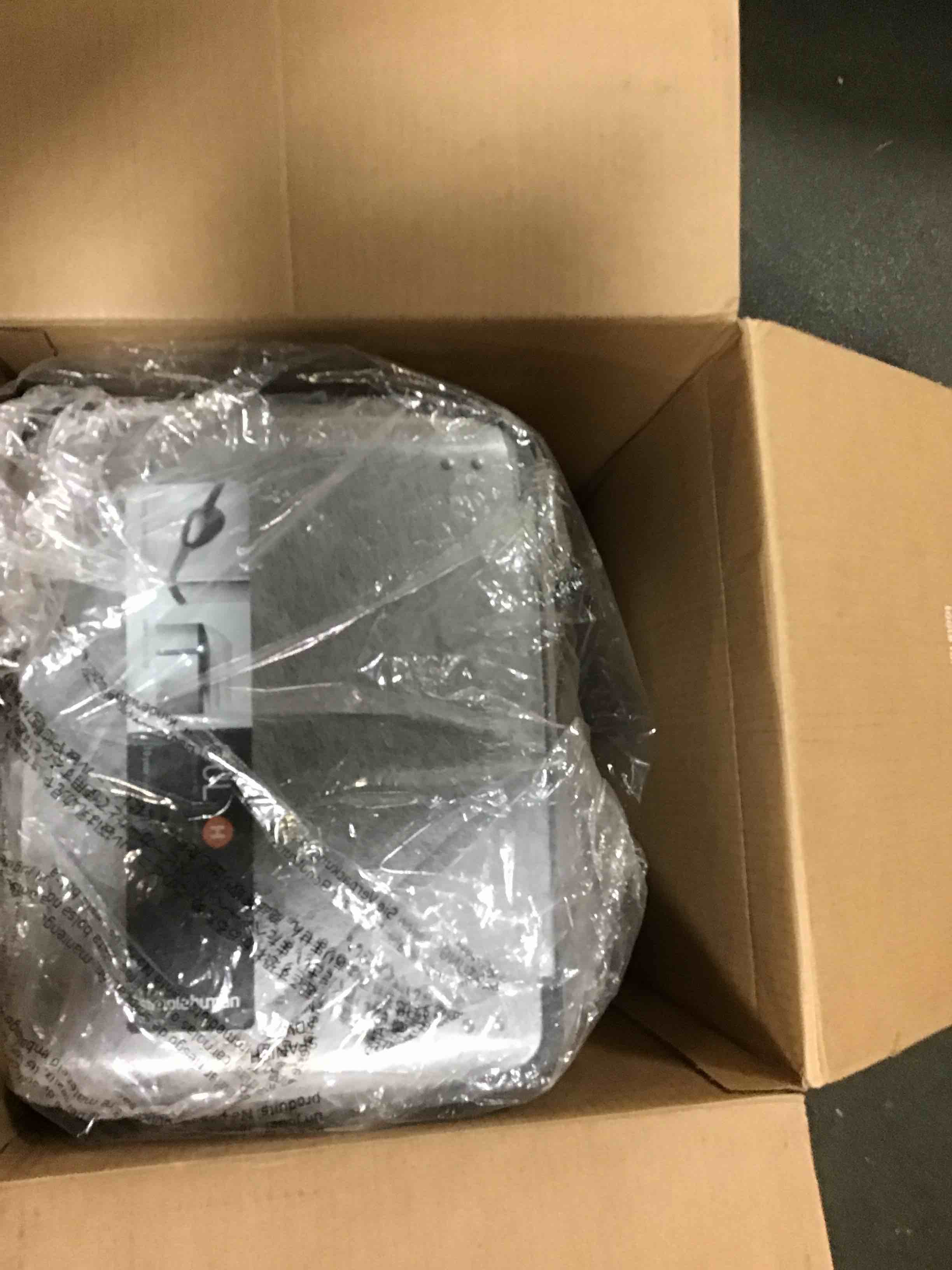 https://s3.amazonaws.com/lotting-images-prod/bidfta/ORG5353122_1694195552686.jpeg
