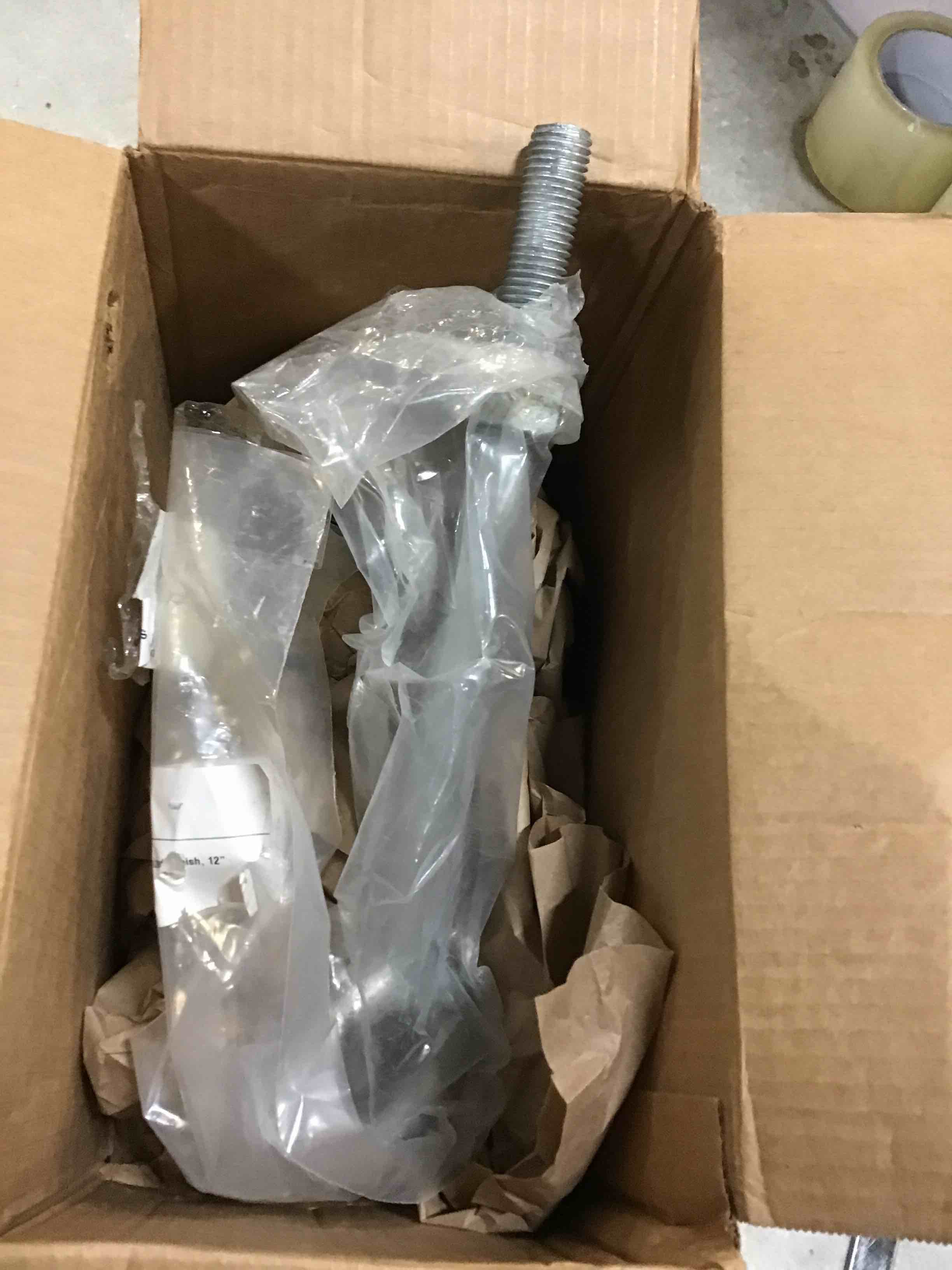 https://s3.amazonaws.com/lotting-images-prod/bidfta/ORG5353376_1694539932914.jpeg