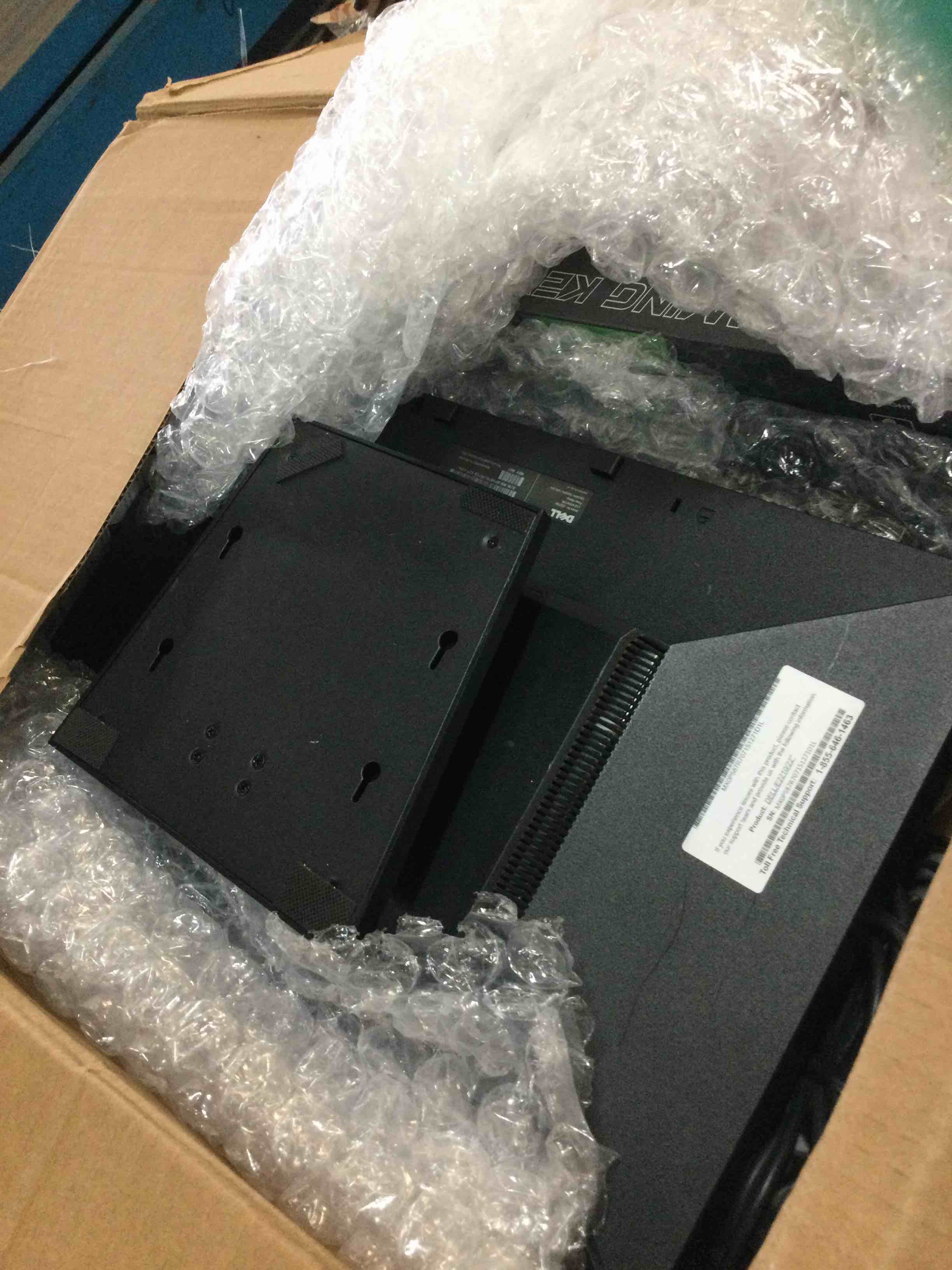 https://s3.amazonaws.com/lotting-images-prod/bidfta/ORG5353535_1694633975978.jpeg