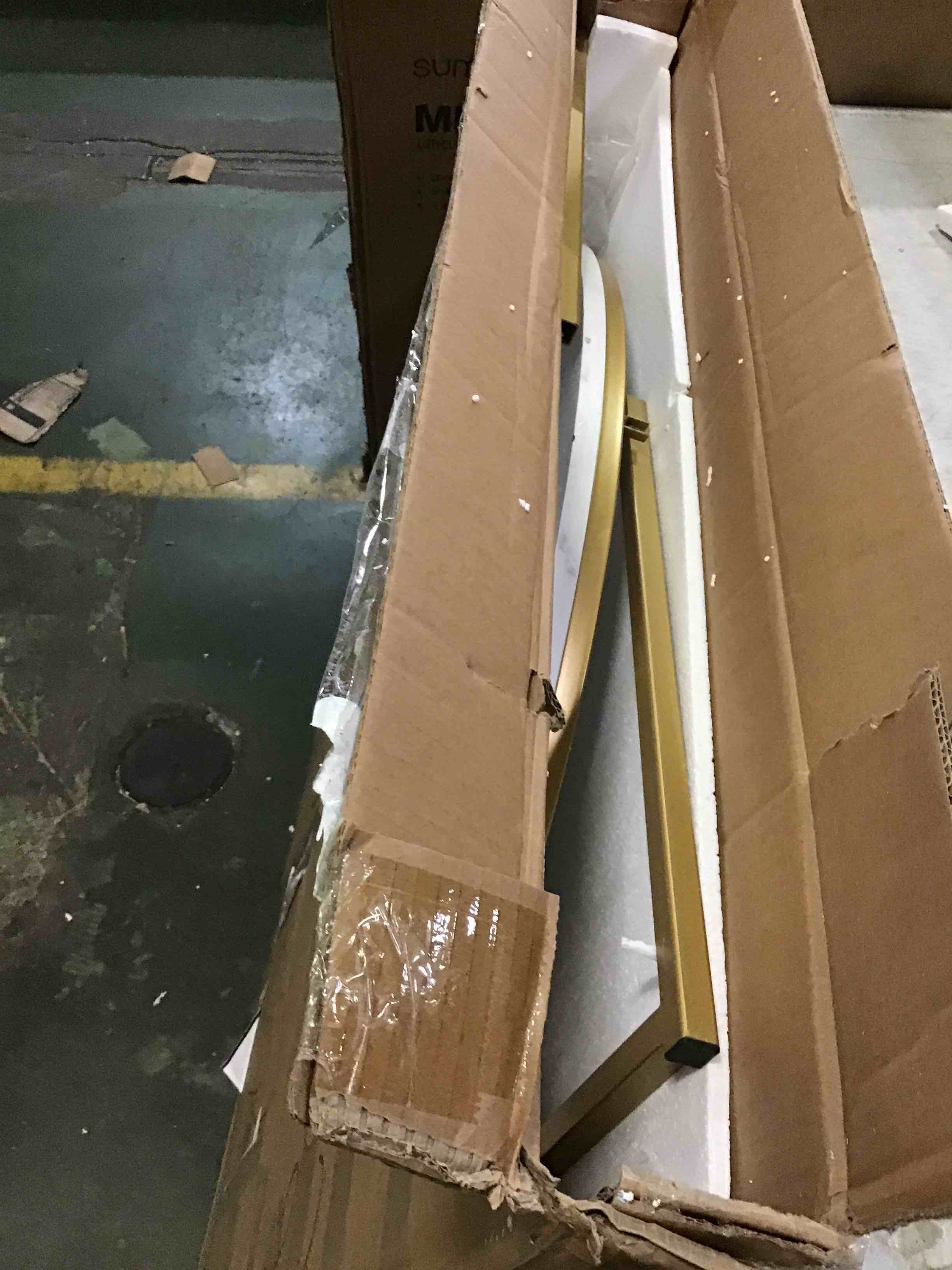 https://s3.amazonaws.com/lotting-images-prod/bidfta/ORG5353670_1695672209028.jpeg