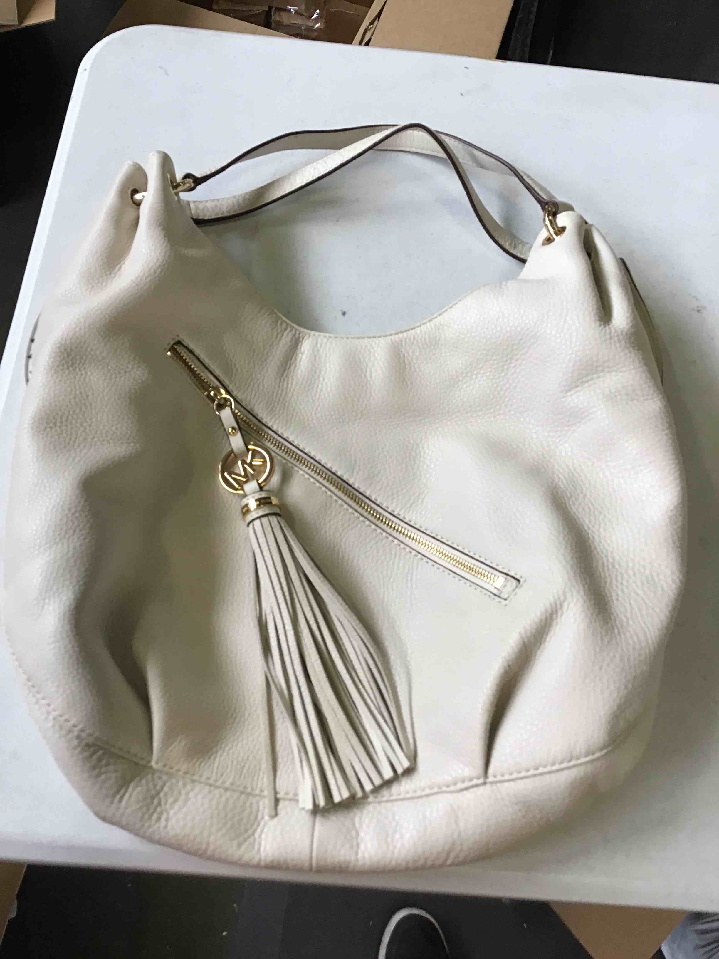 Michael Kors Charlotte Large satchel beige 
