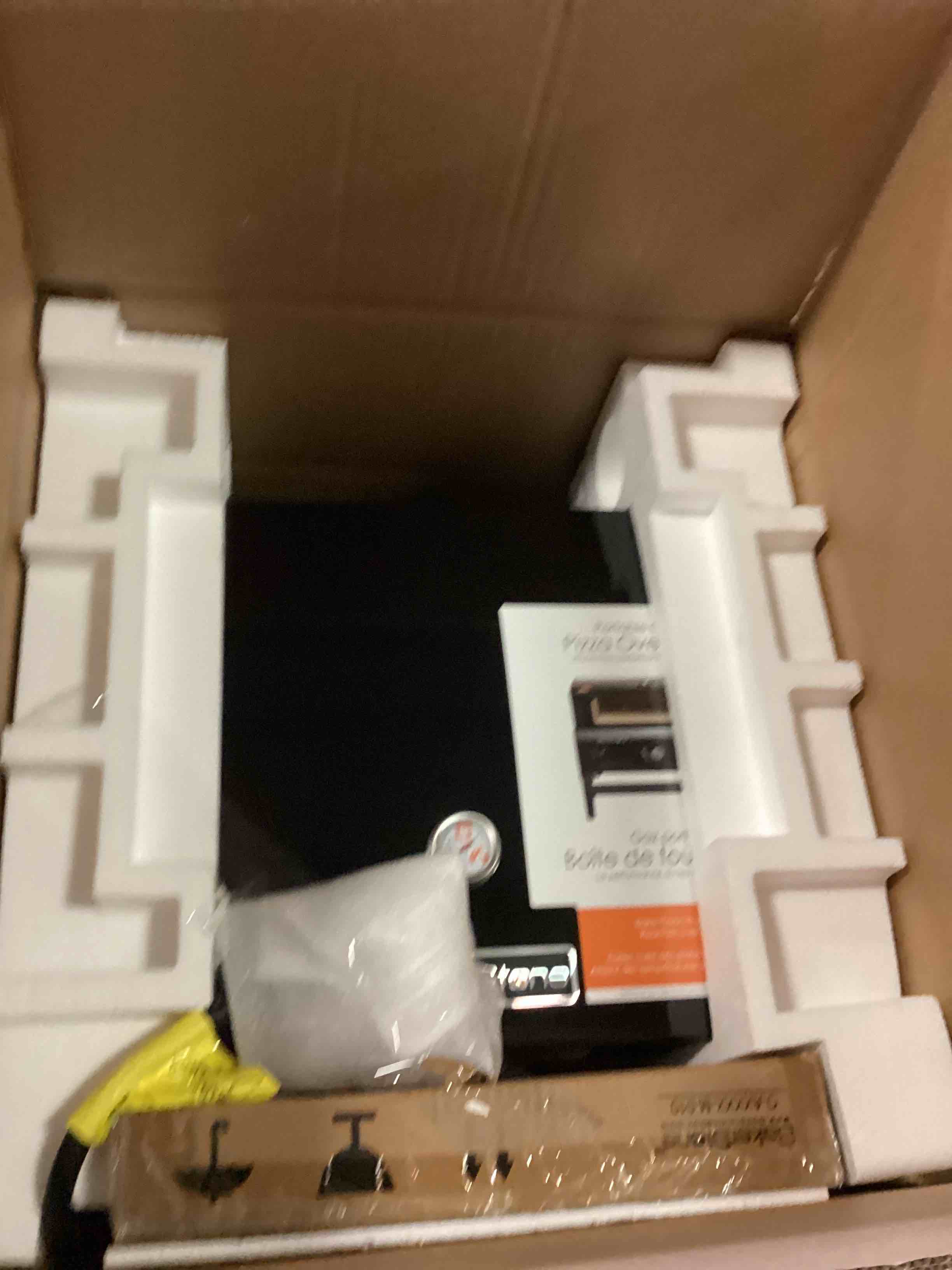 https://s3.amazonaws.com/lotting-images-prod/bidfta/ORG5355760_1694443067902.jpeg