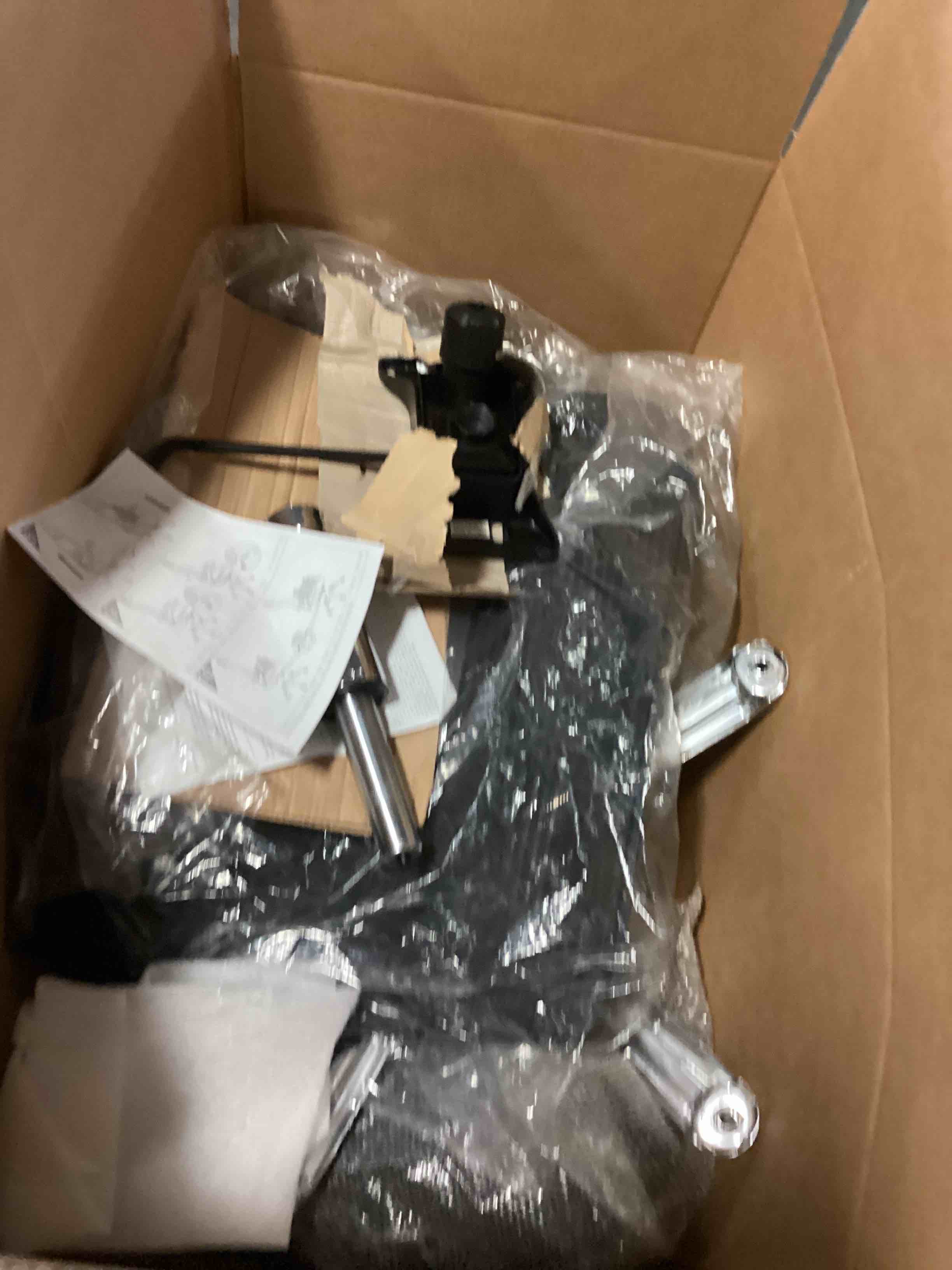 https://s3.amazonaws.com/lotting-images-prod/bidfta/ORG5356128_1694619369459.jpeg
