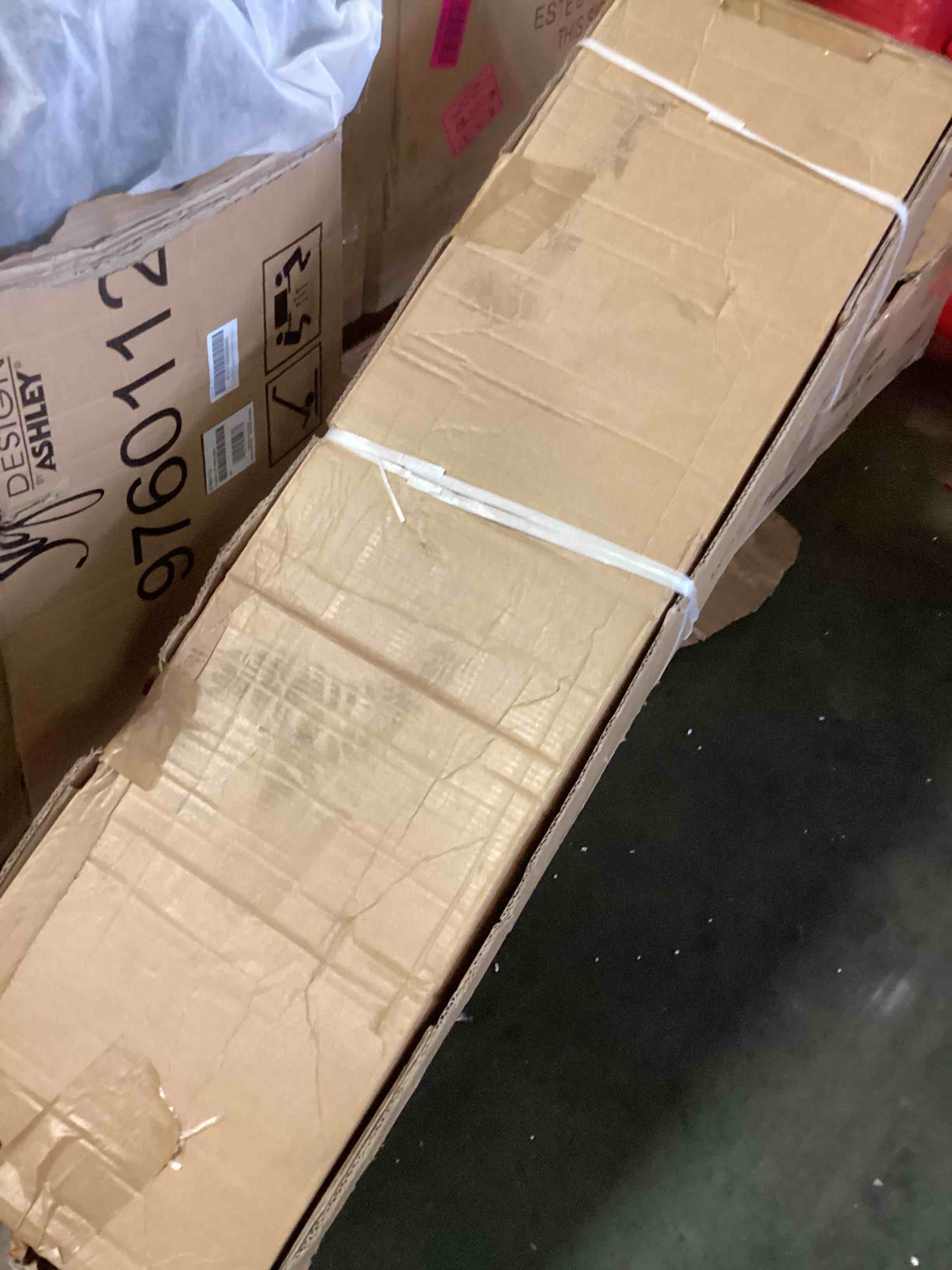 https://s3.amazonaws.com/lotting-images-prod/bidfta/ORG5356236_1694699176078.jpeg
