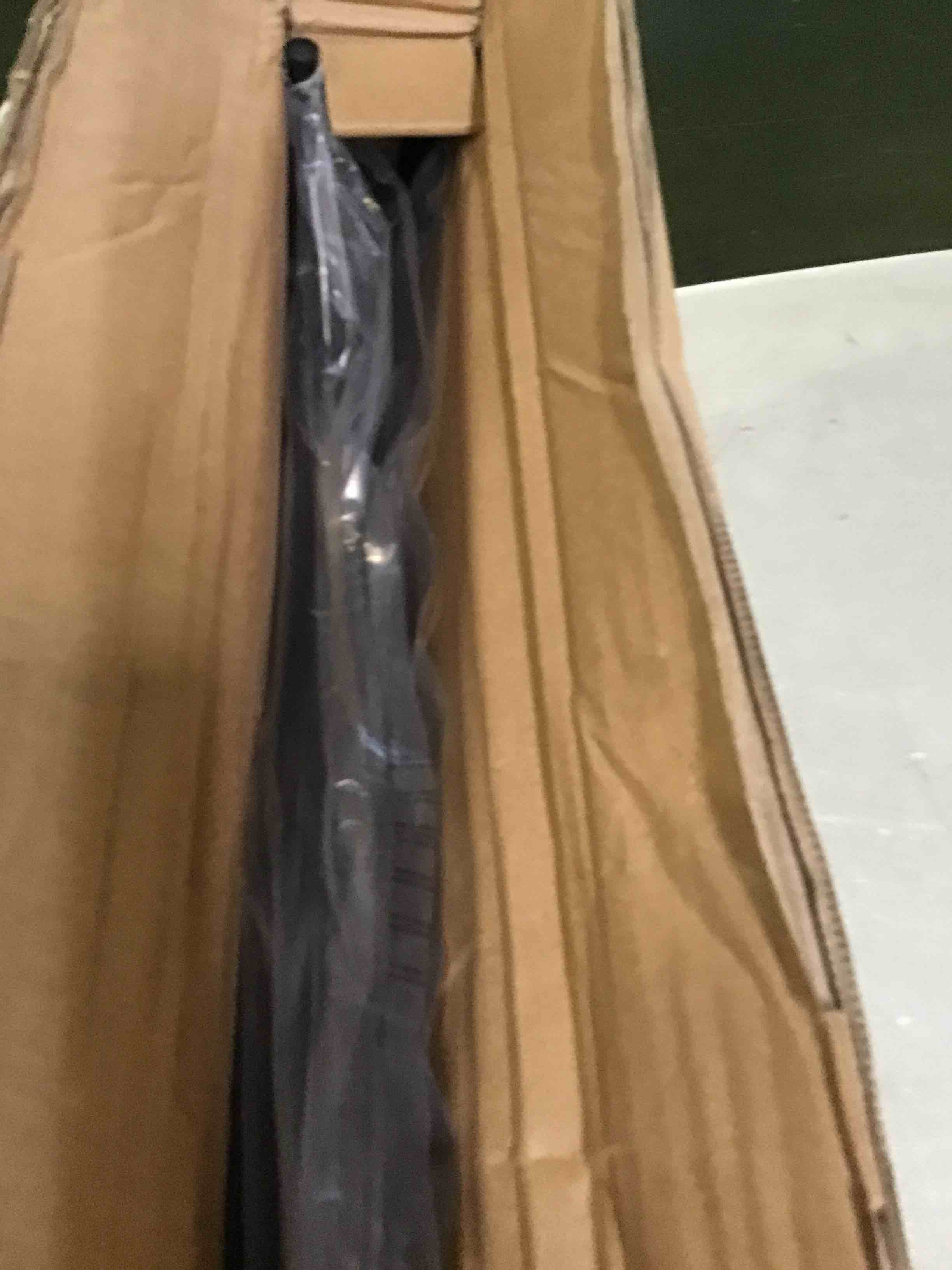 https://s3.amazonaws.com/lotting-images-prod/bidfta/ORG5356749_1695926079322.jpeg