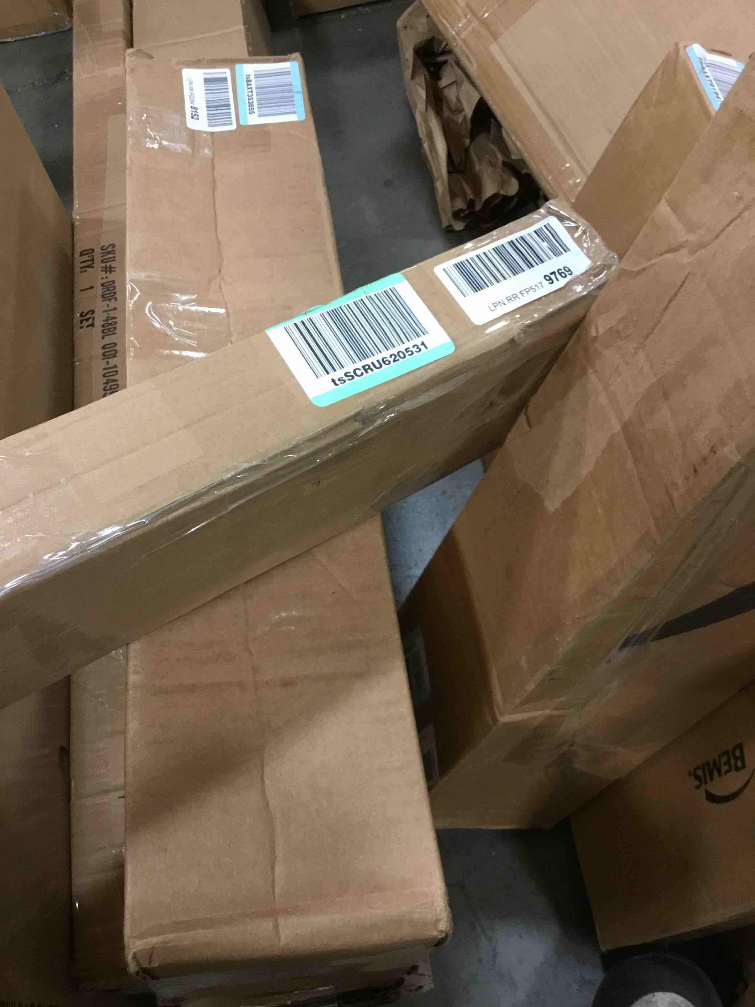 https://s3.amazonaws.com/lotting-images-prod/bidfta/ORG5369175_1694626202239.jpeg